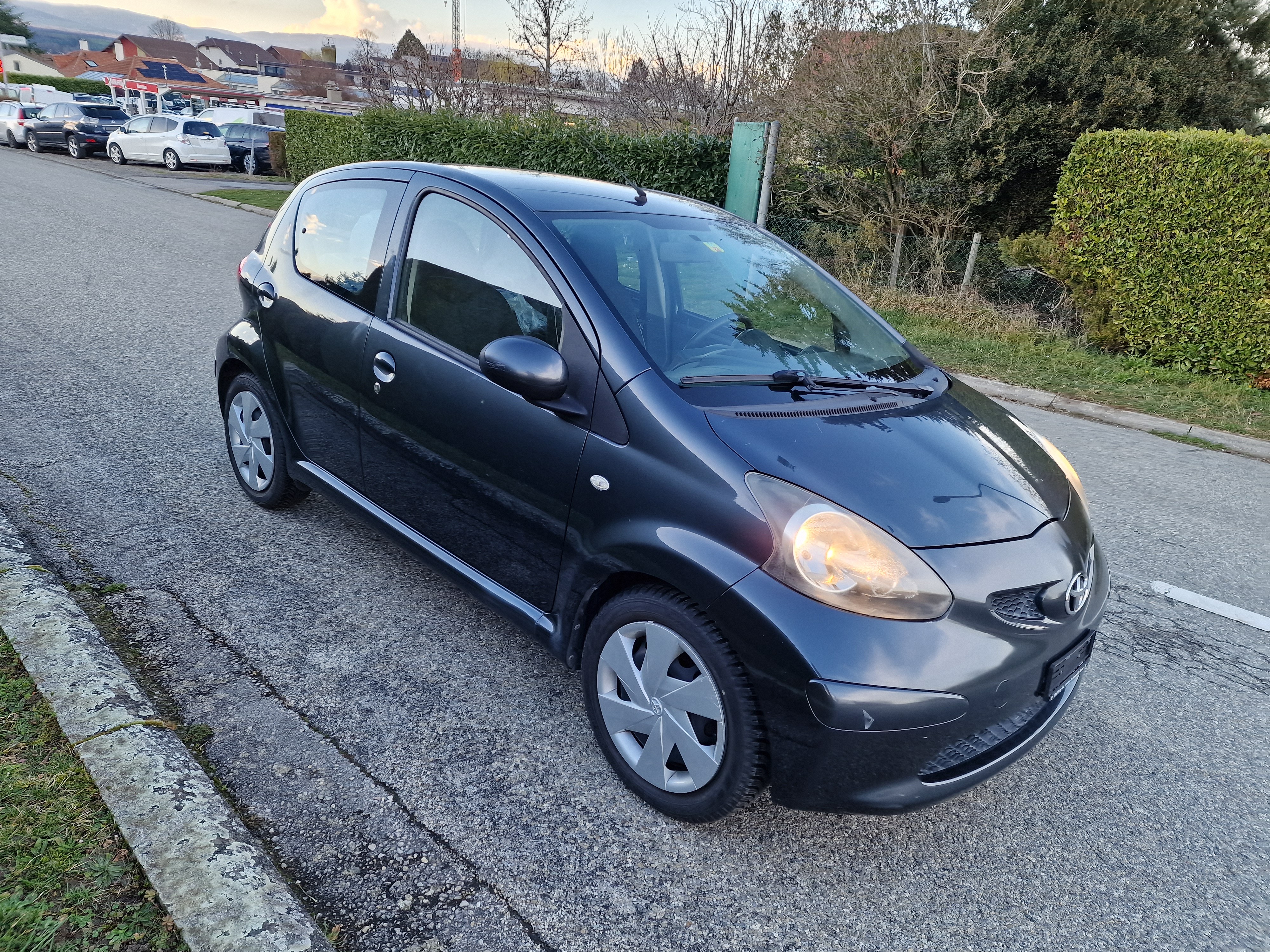 TOYOTA Aygo 1.0 Linea Sol