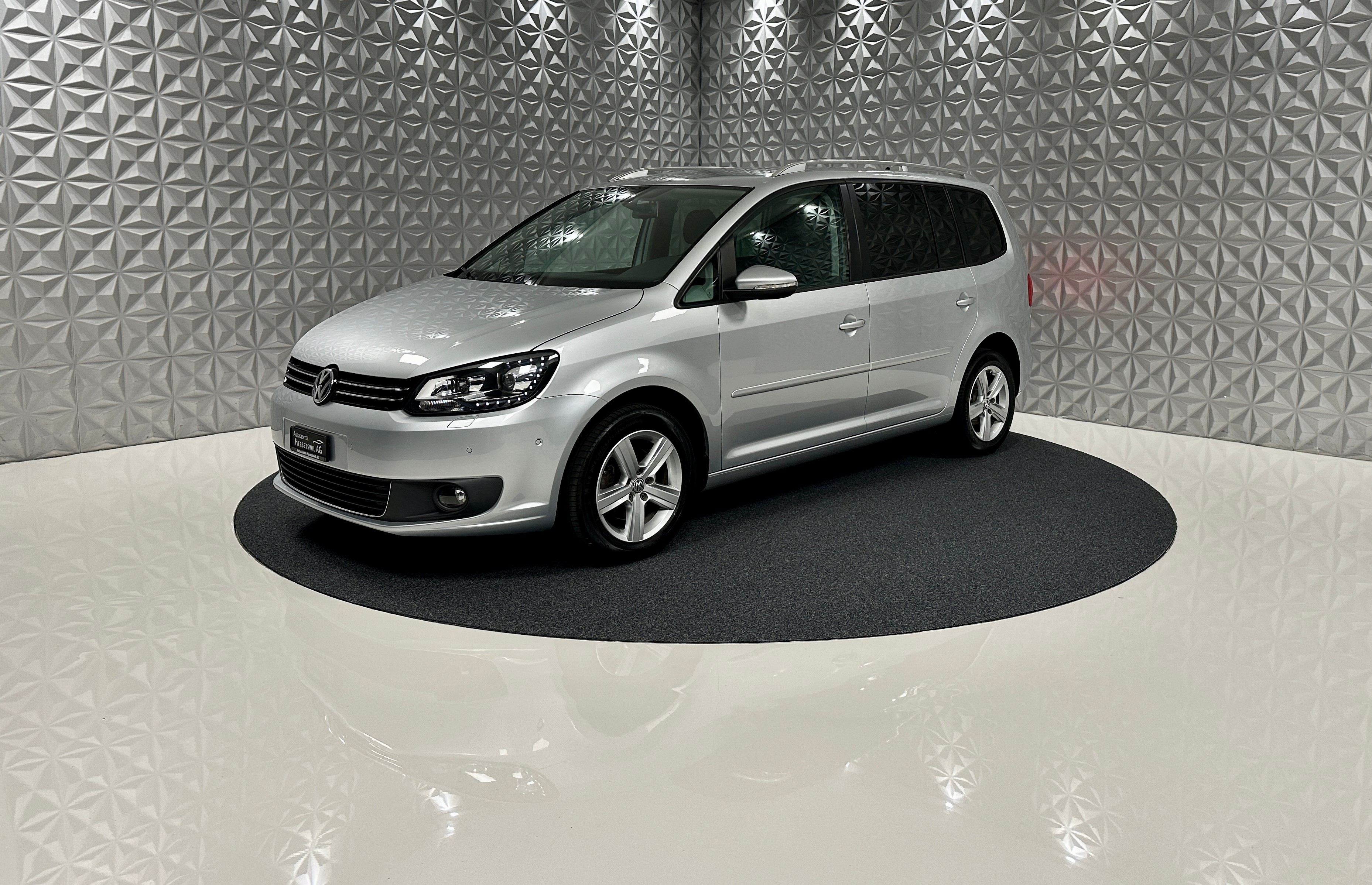 VW Touran 1.4 TSI Comfortline DSG **7-PLÄTZER**