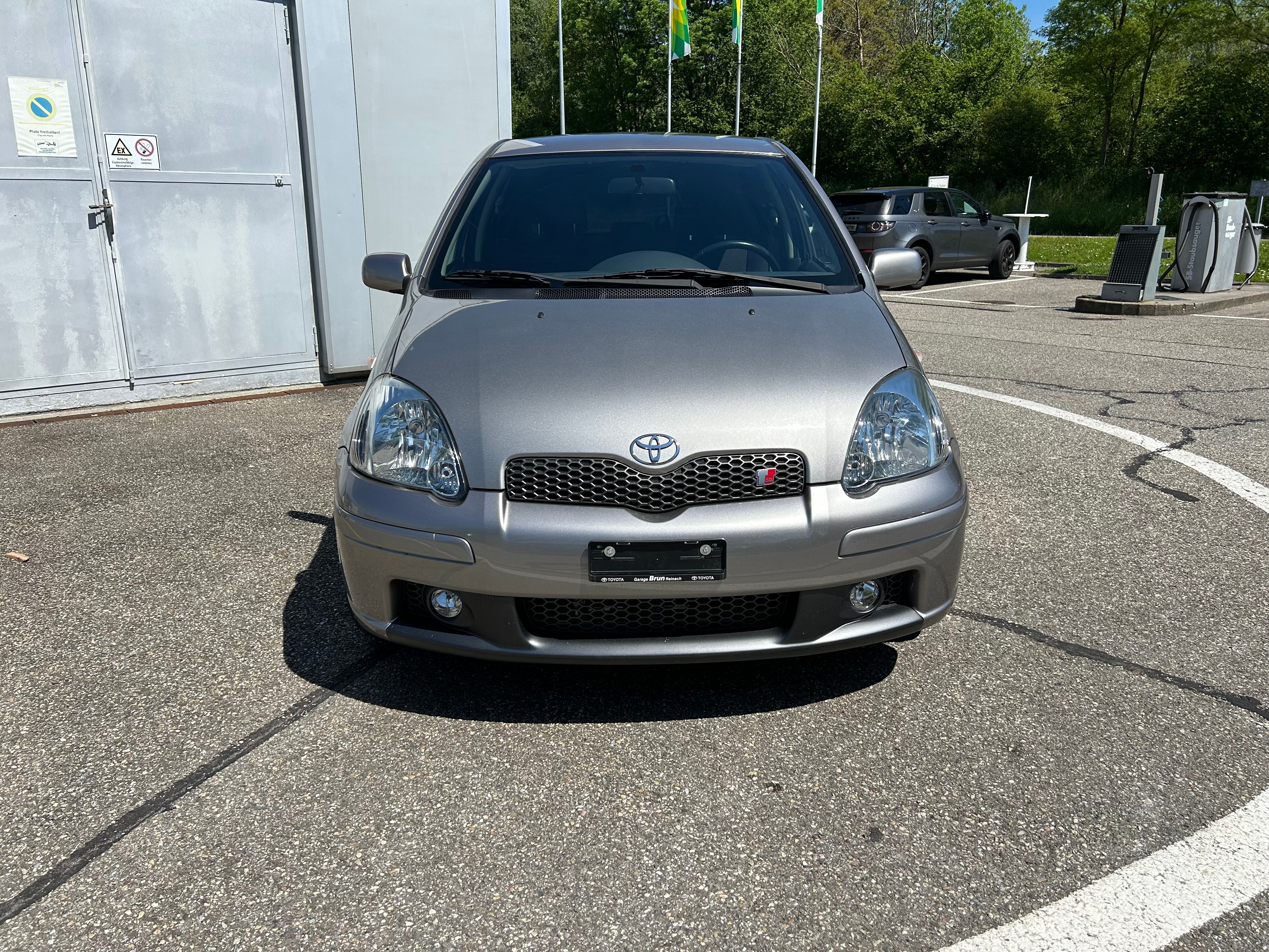 TOYOTA Yaris 1.5 TS