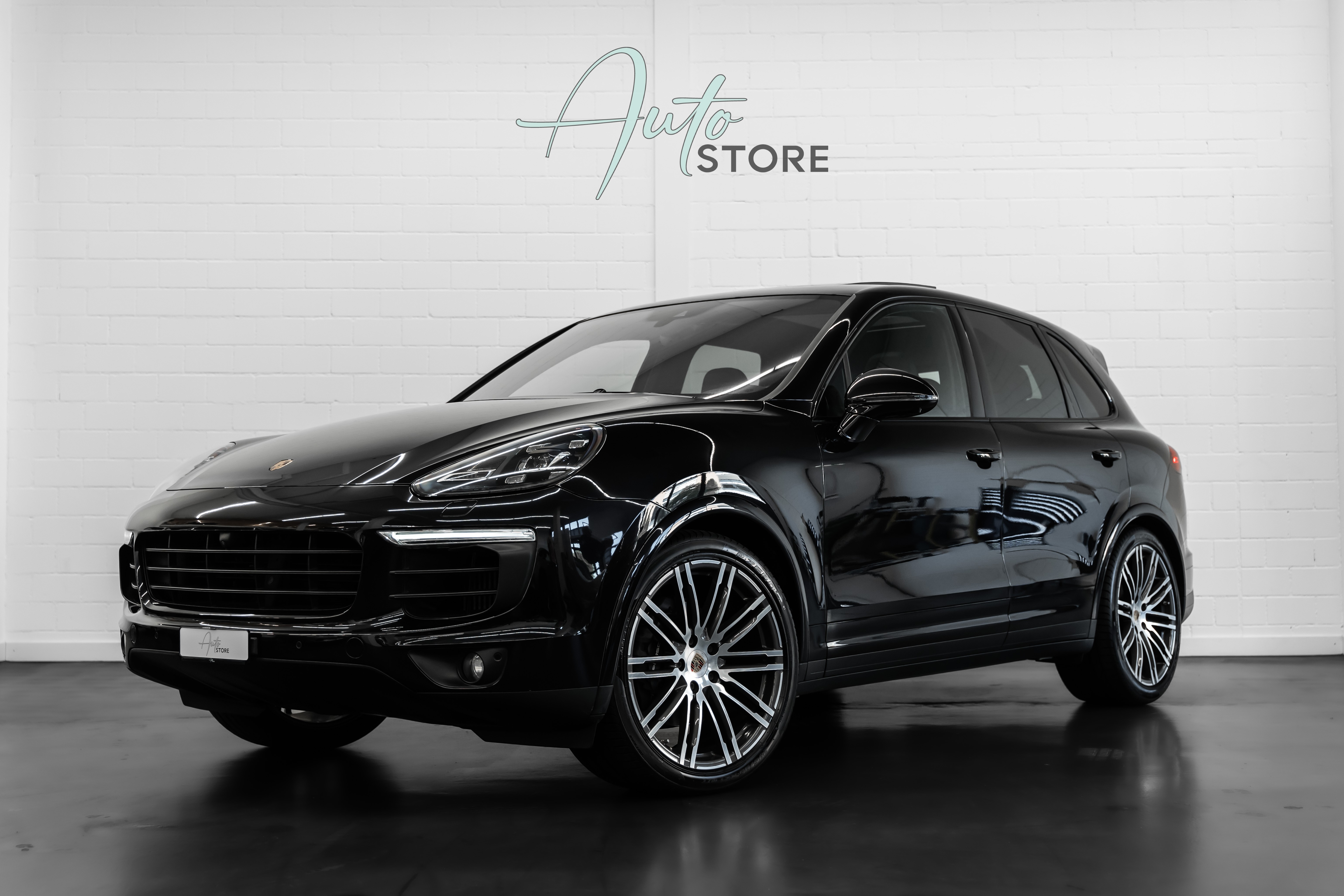 PORSCHE Cayenne Diesel Platinum Edition