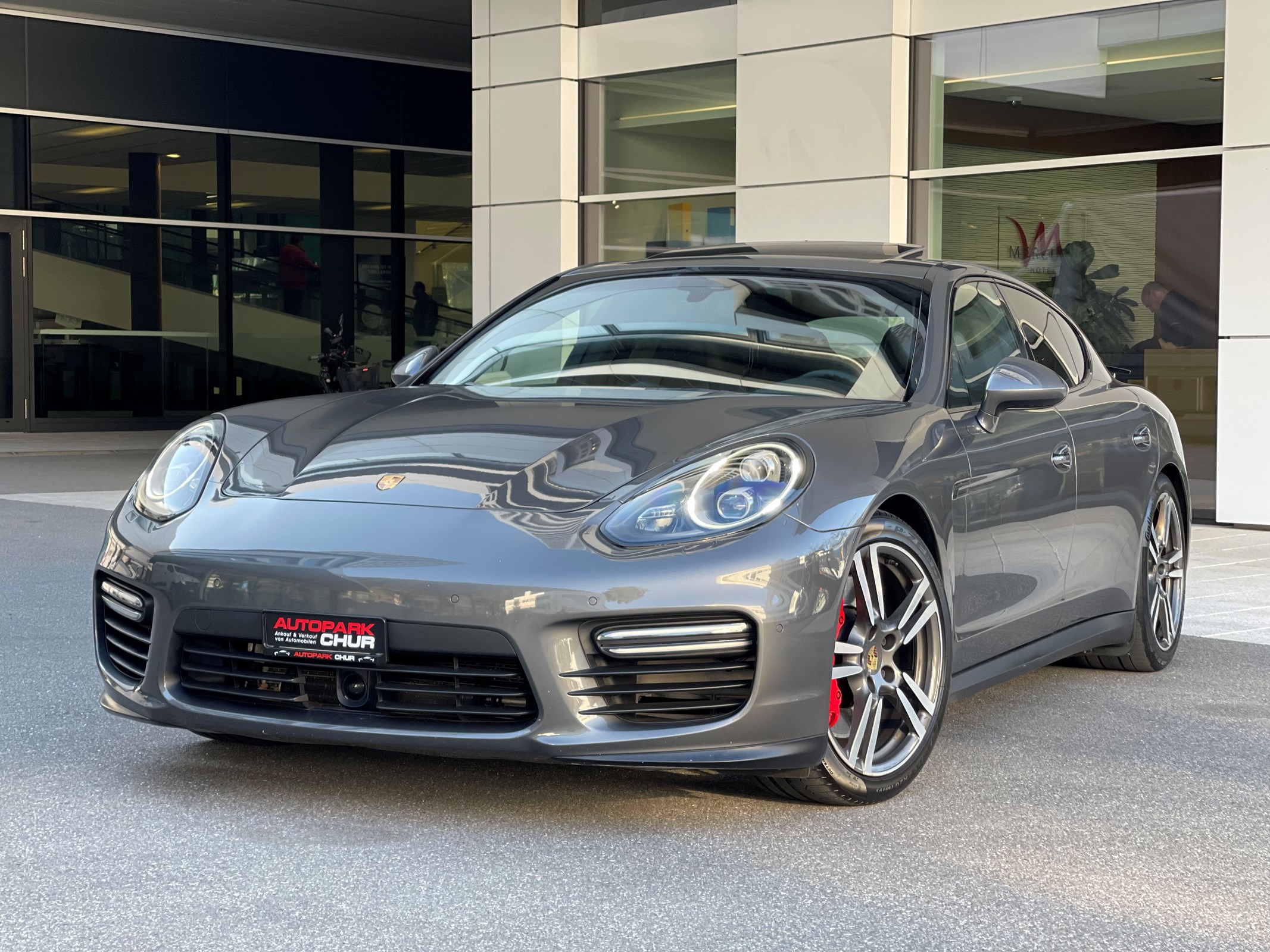 PORSCHE Panamera GTS 4.8 PDK