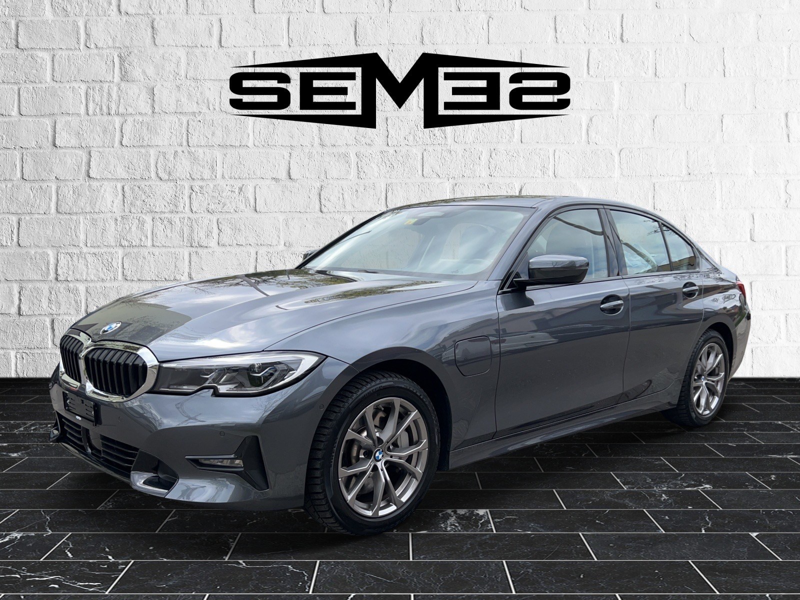 BMW 330e xDrive Sport Line Steptronic