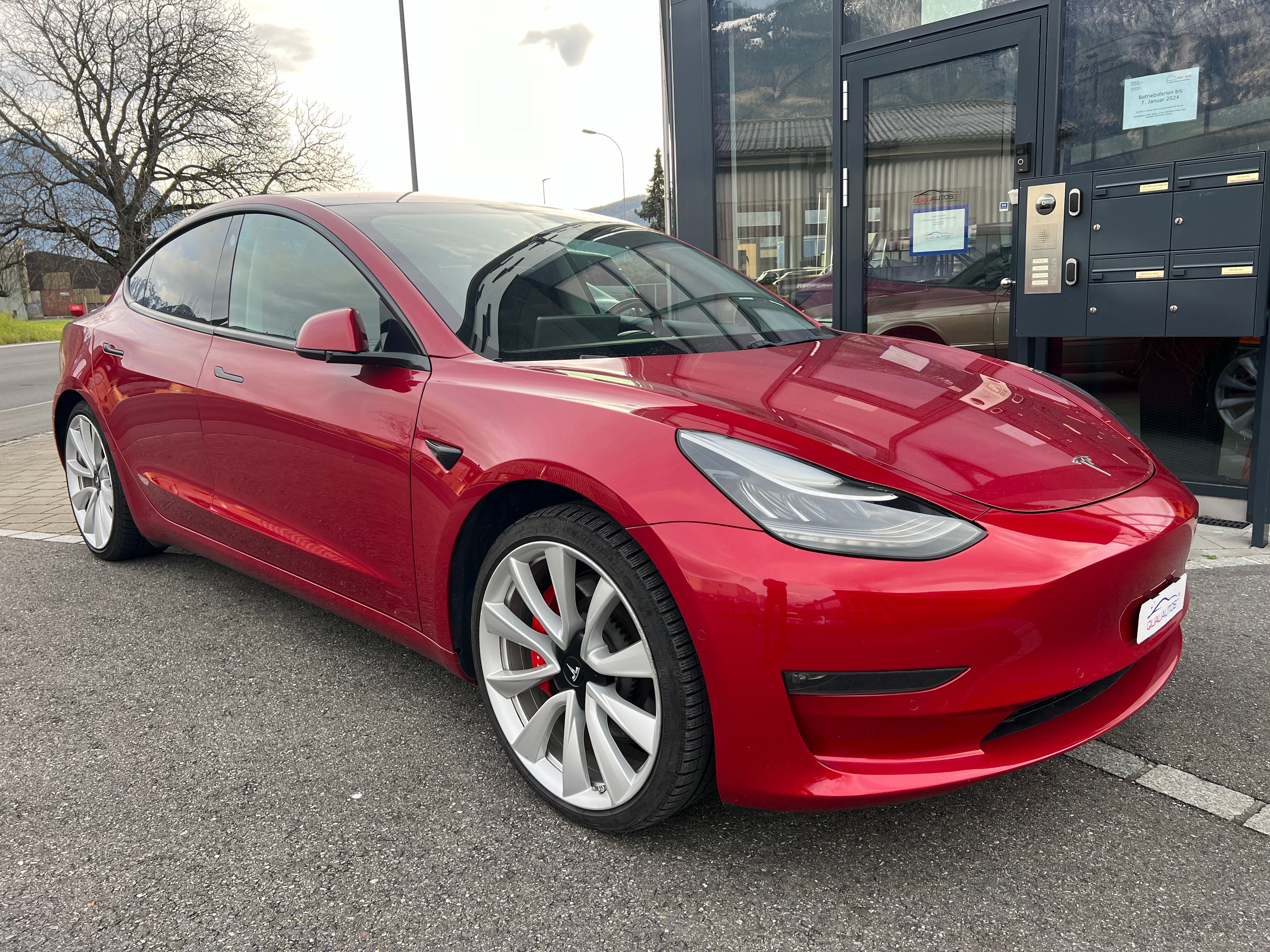 TESLA Model 3 Performance Dual Motor AWD