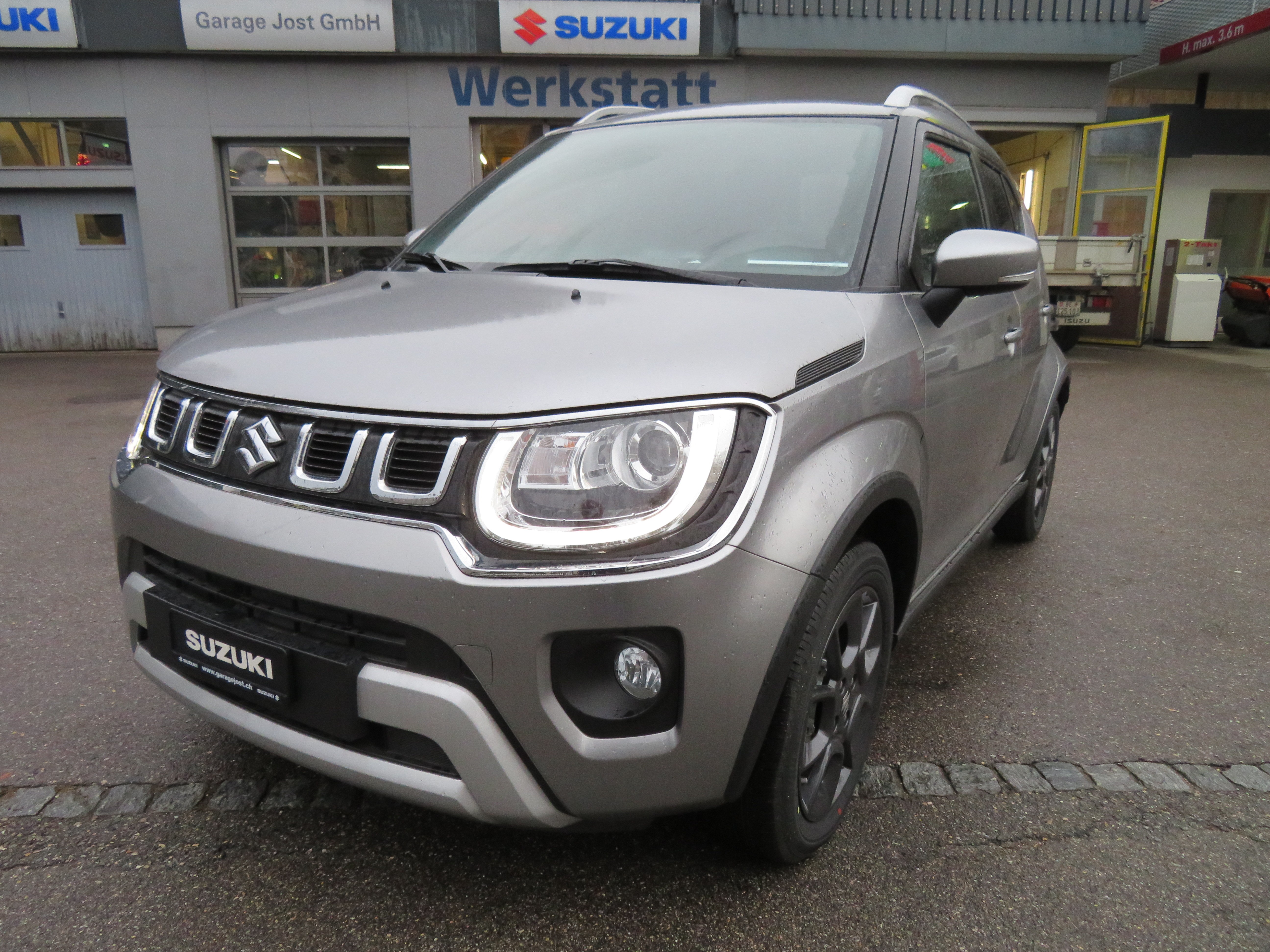 SUZUKI Ignis 1.2i Compact Top Hybrid 4x4