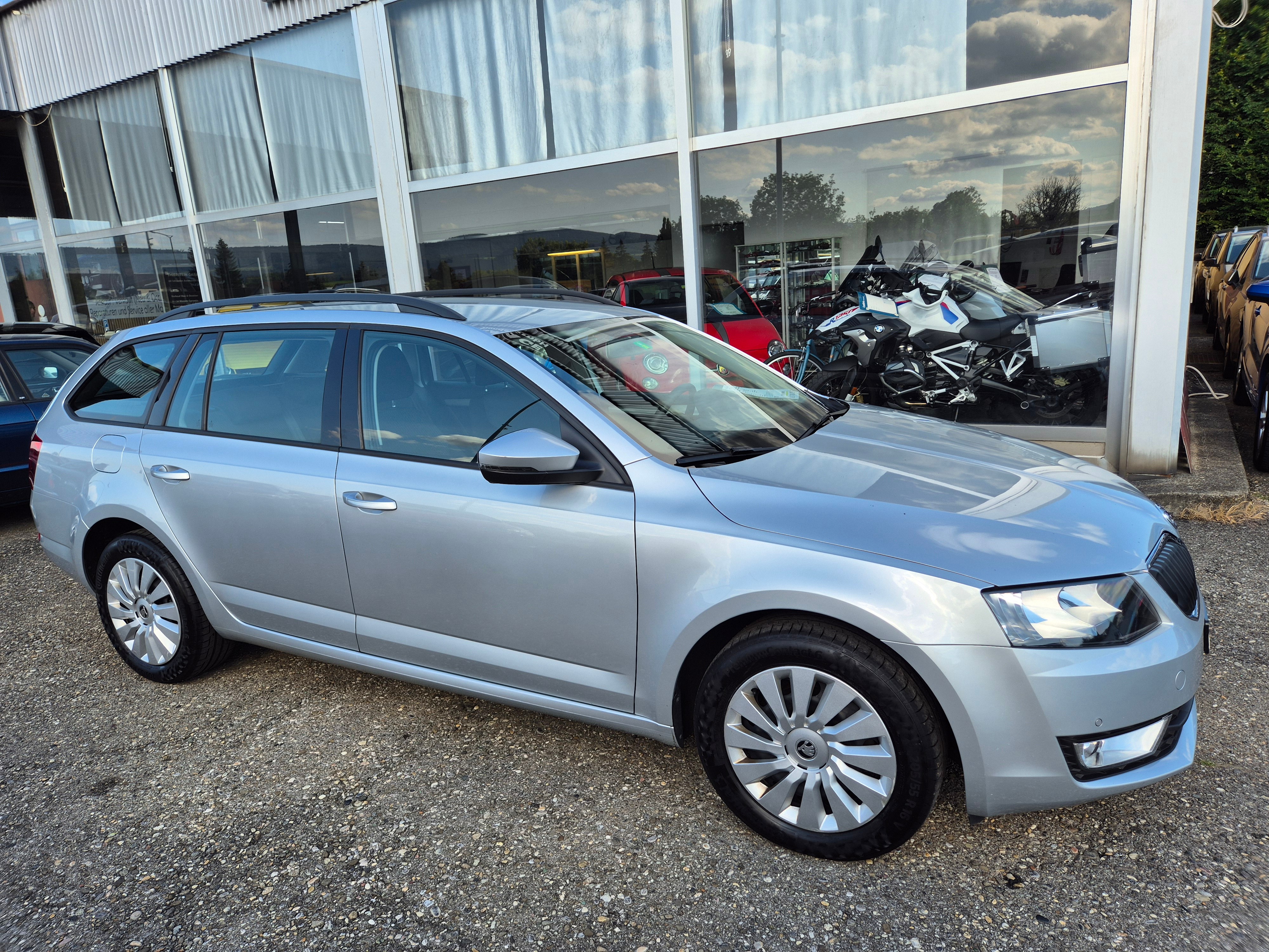 SKODA Octavia Combi 1.6 TDI Ambition DSG