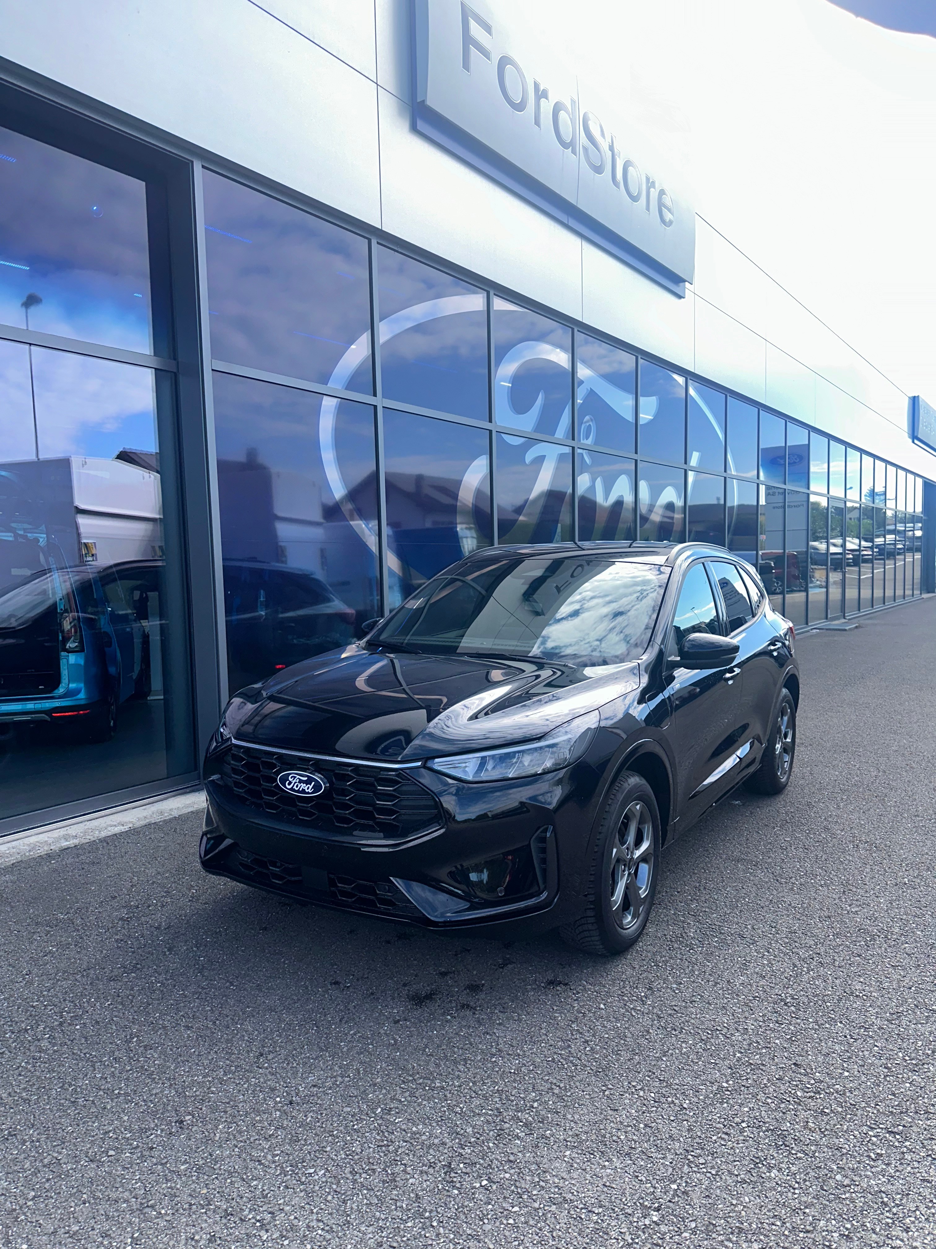 FORD Kuga 2.5 Plug-in Hybrid ST-Lin PHEV/2WD/ST-Line