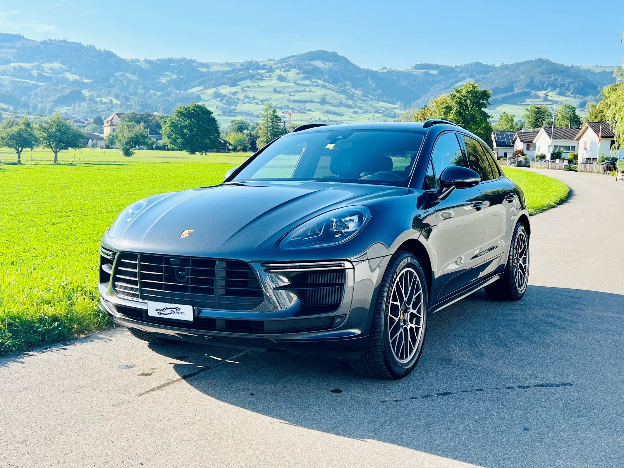 PORSCHE Macan Turbo PDK