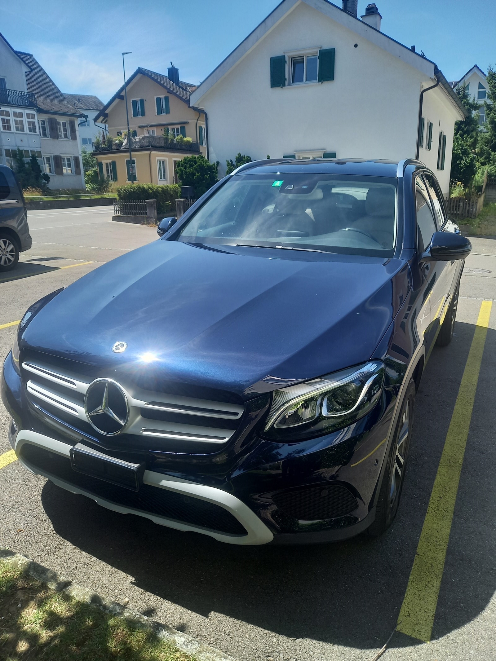 MERCEDES-BENZ GLC 250 AMG Line 4Matic 9G-Tronic