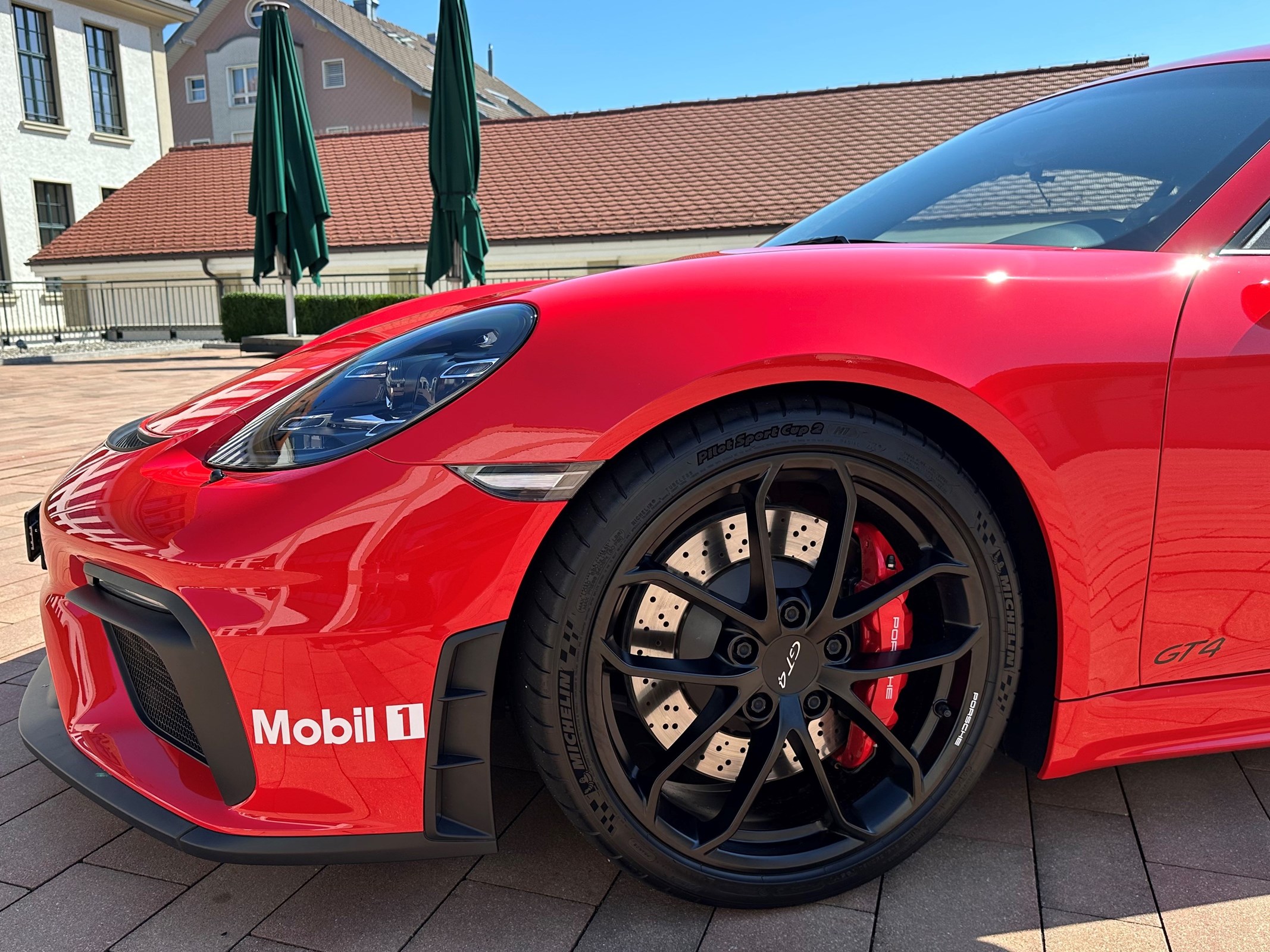 PORSCHE 718 Cayman GT4 PDK