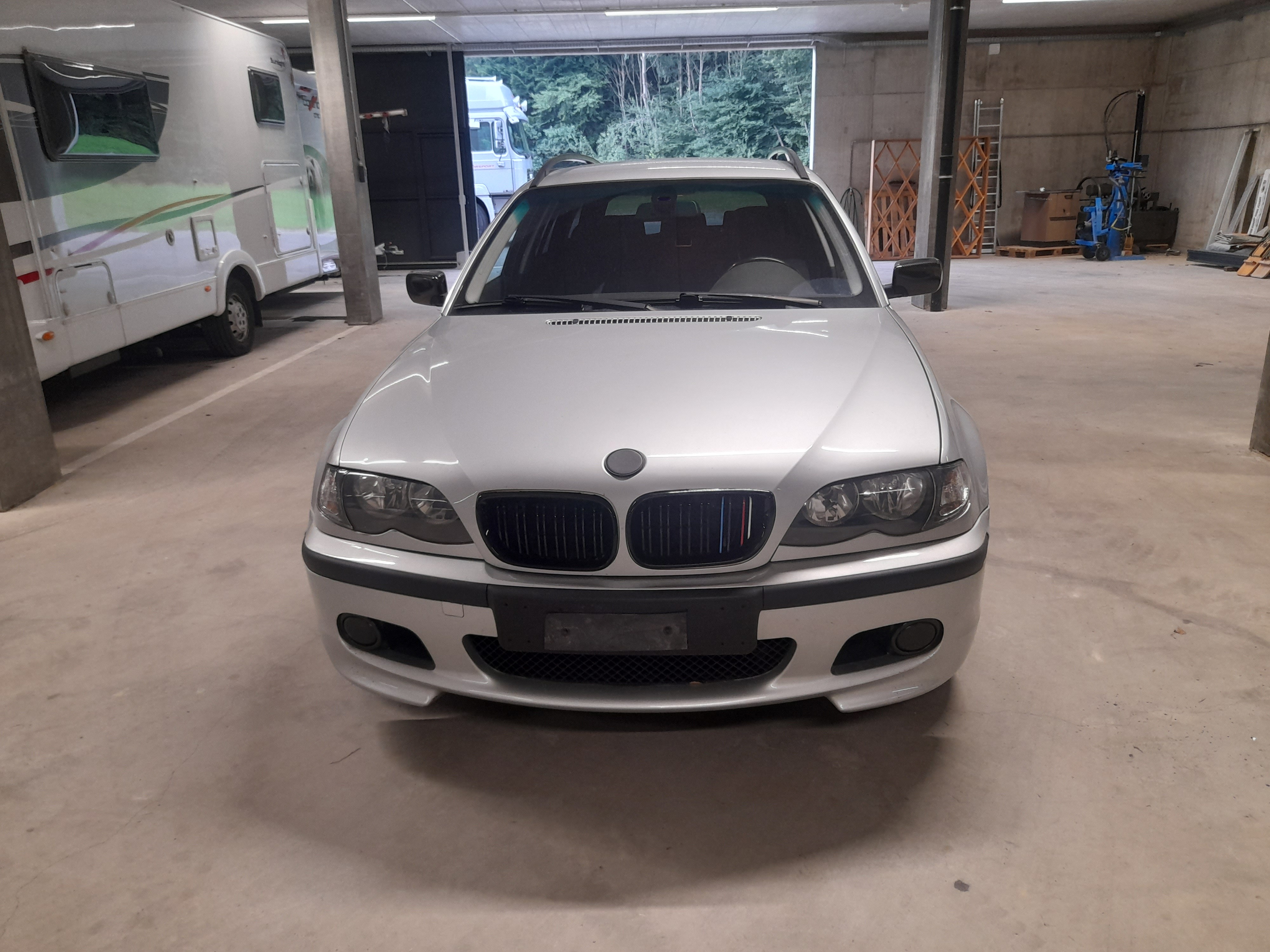 BMW 320i Touring