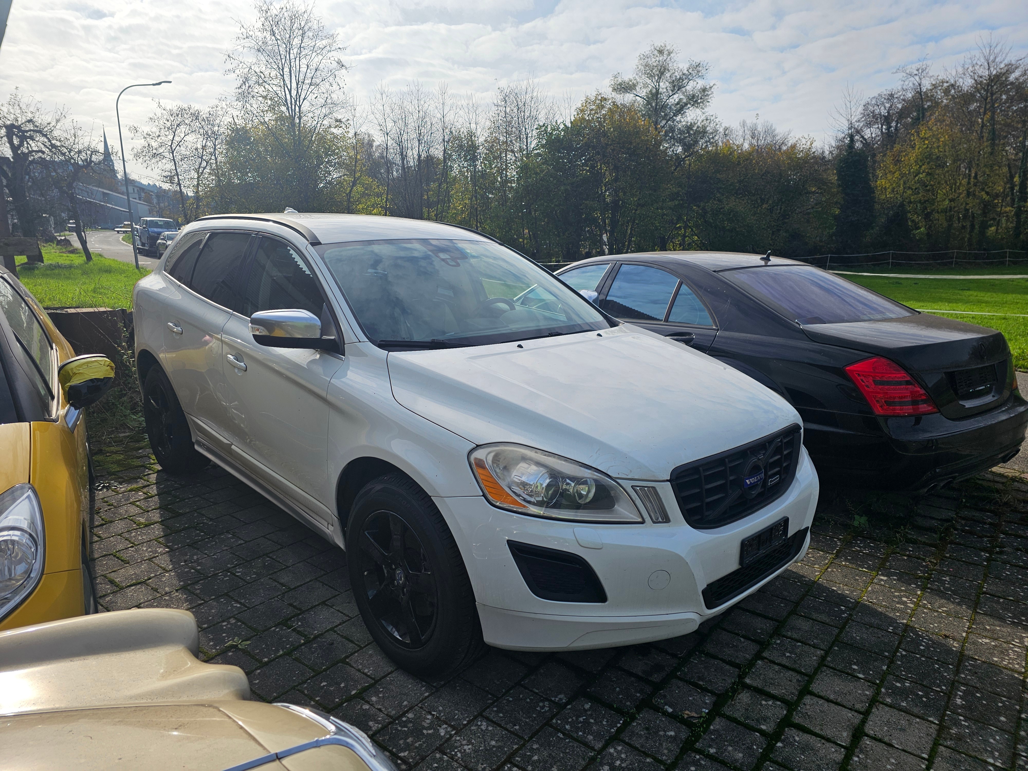 VOLVO XC60 D3 AWD R-Design Geartronic