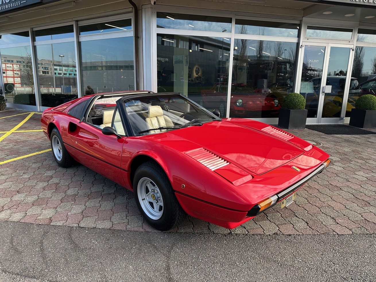 FERRARI 308 GTS