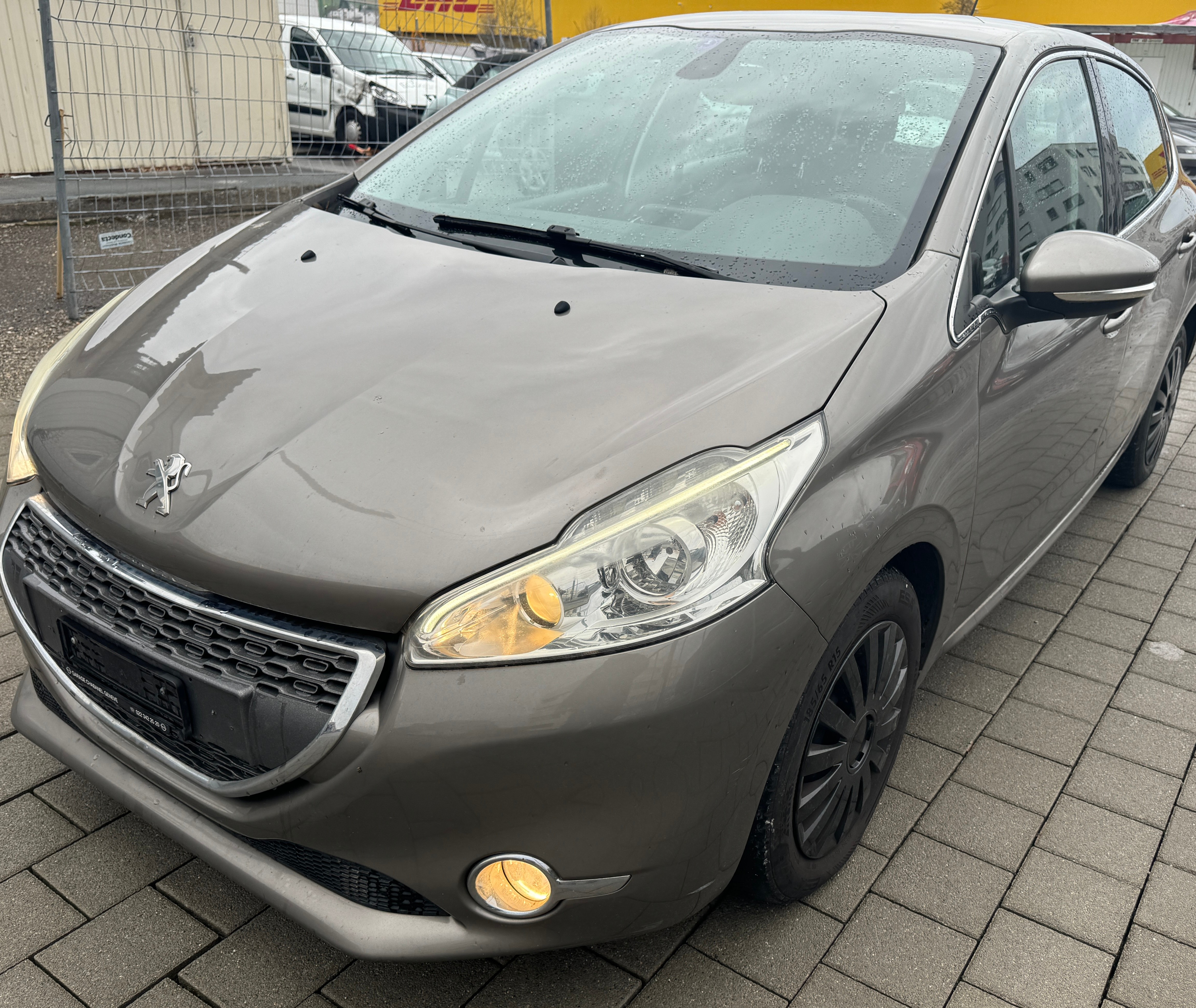 PEUGEOT 208 1.2 VTI Active