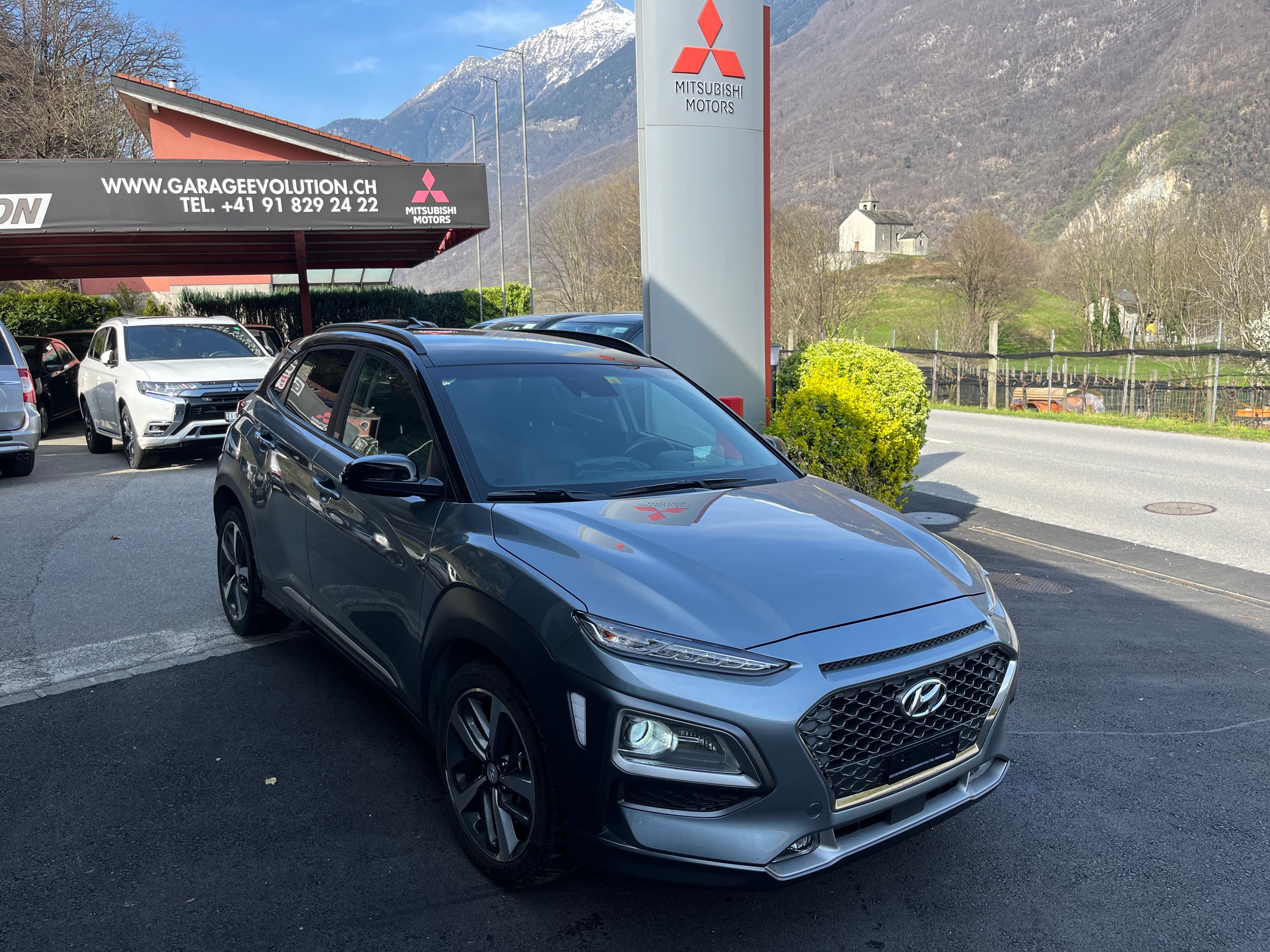 HYUNDAI Kona 1.6 T-GDi Amplia 4WD DCT