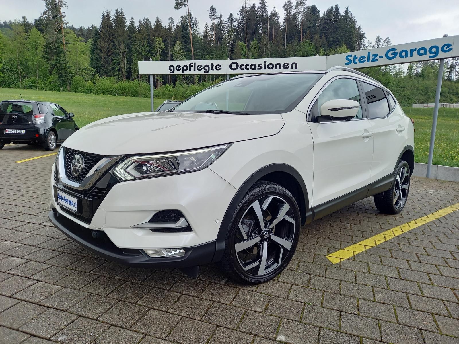 NISSAN Qashqai 1.7 dCi tekna Xtronic ALL-MODE 4x4