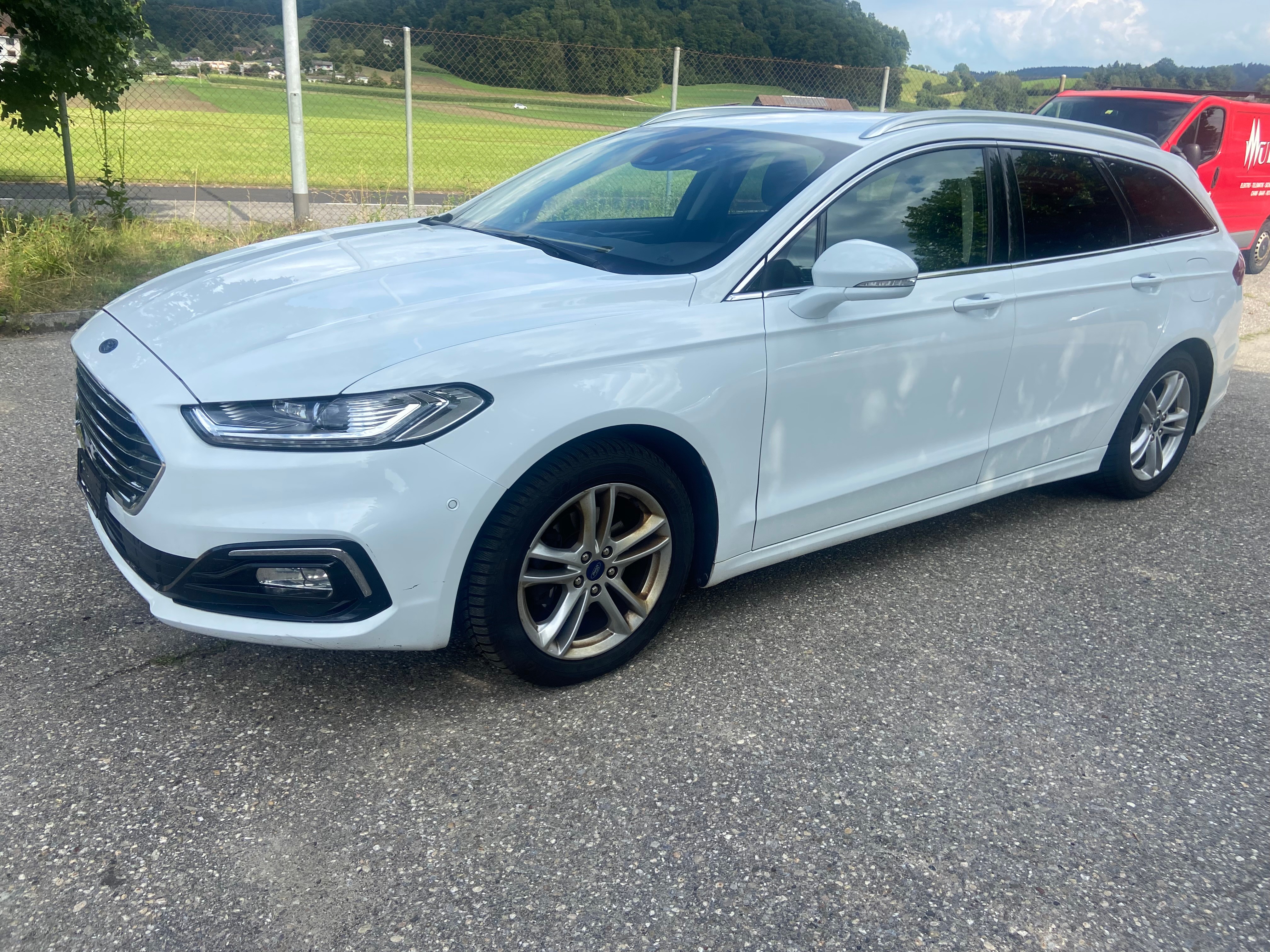 FORD Mondeo 2.0 TDCi Titanium Automatik