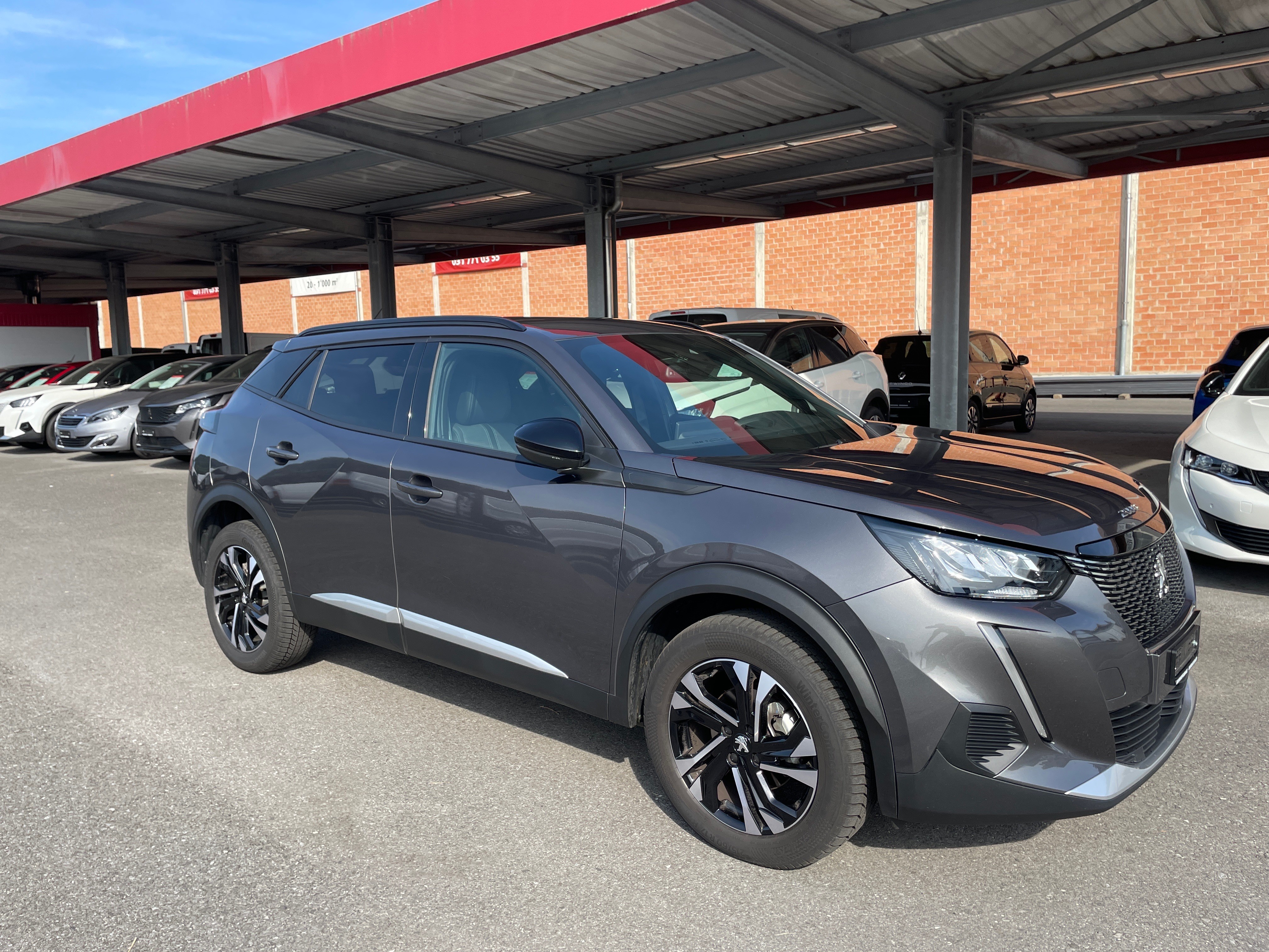 PEUGEOT 2008 1.2 PureTech Allure Pack EAT8