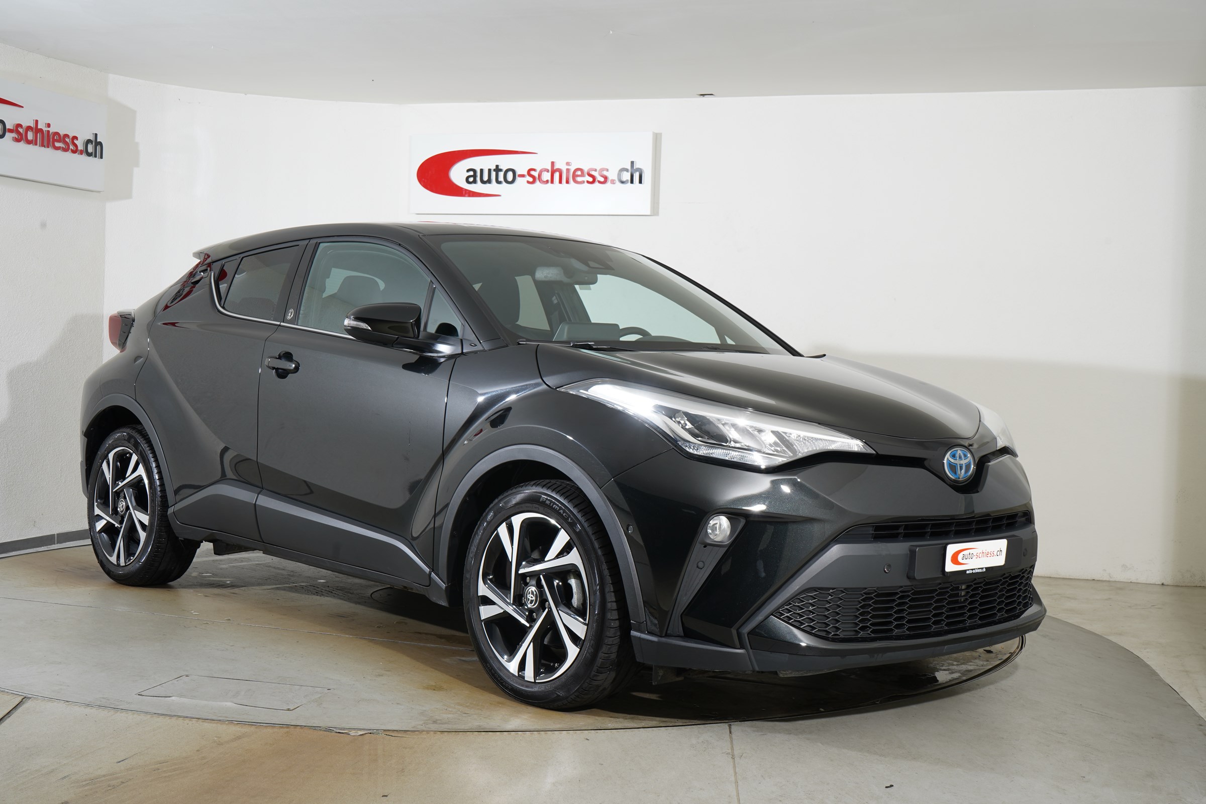 TOYOTA C-HR 2.0 HSD CVT Team D