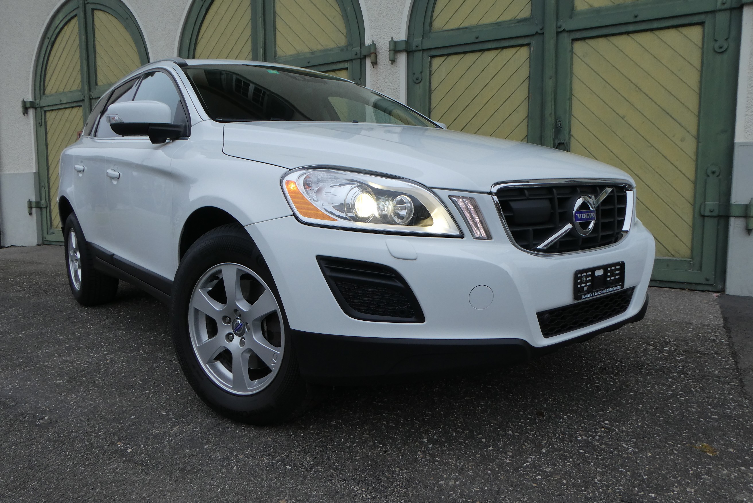 VOLVO XC60 D5 AWD Summum Geartronic