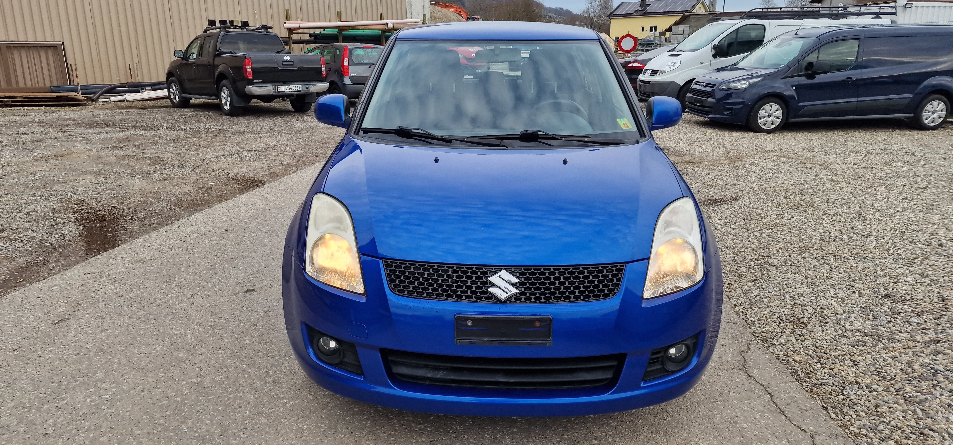 SUZUKI Swift 1.3i 16V GL 4x4