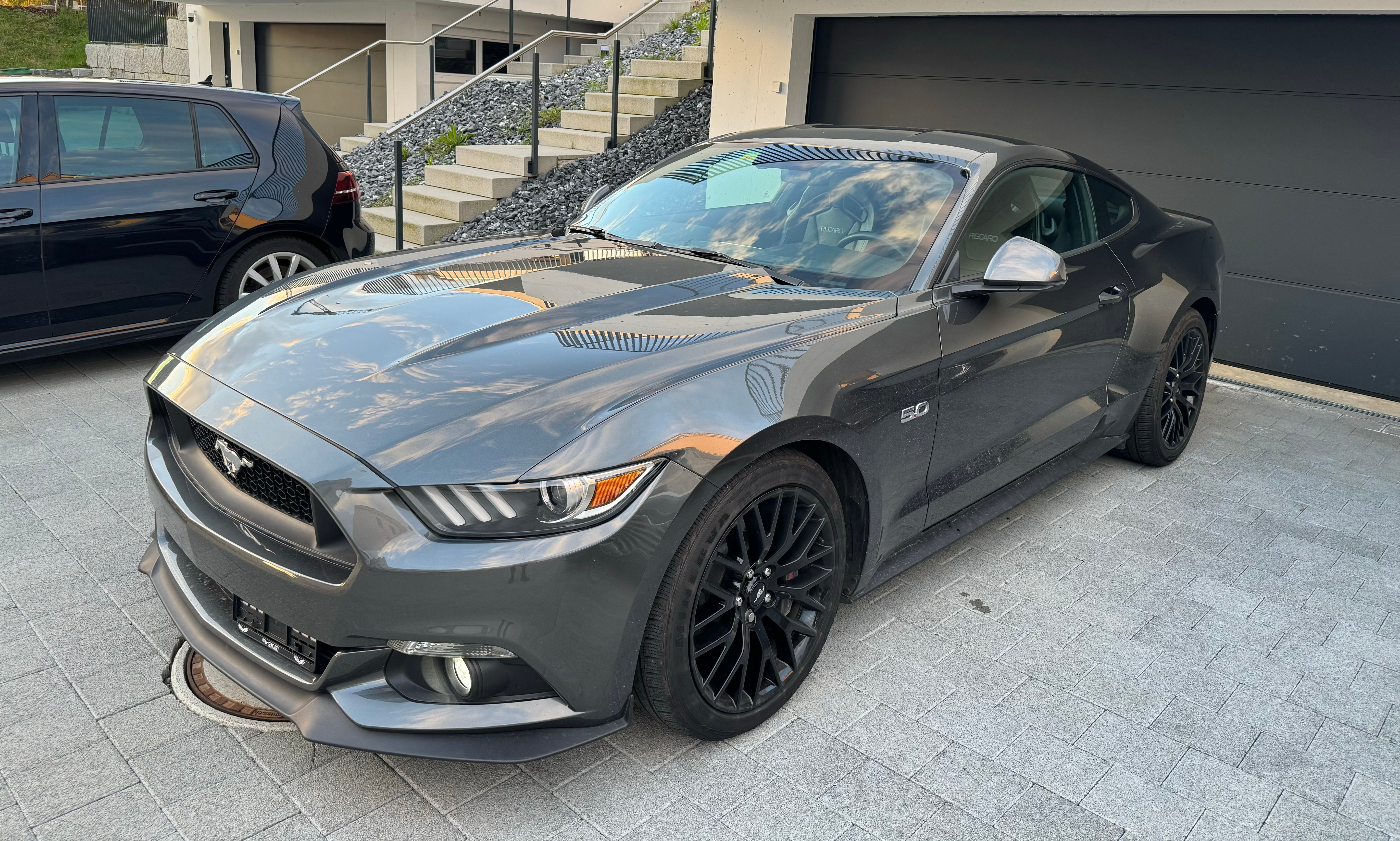 FORD Mustang Fastback 5.0 V8 GT Automat