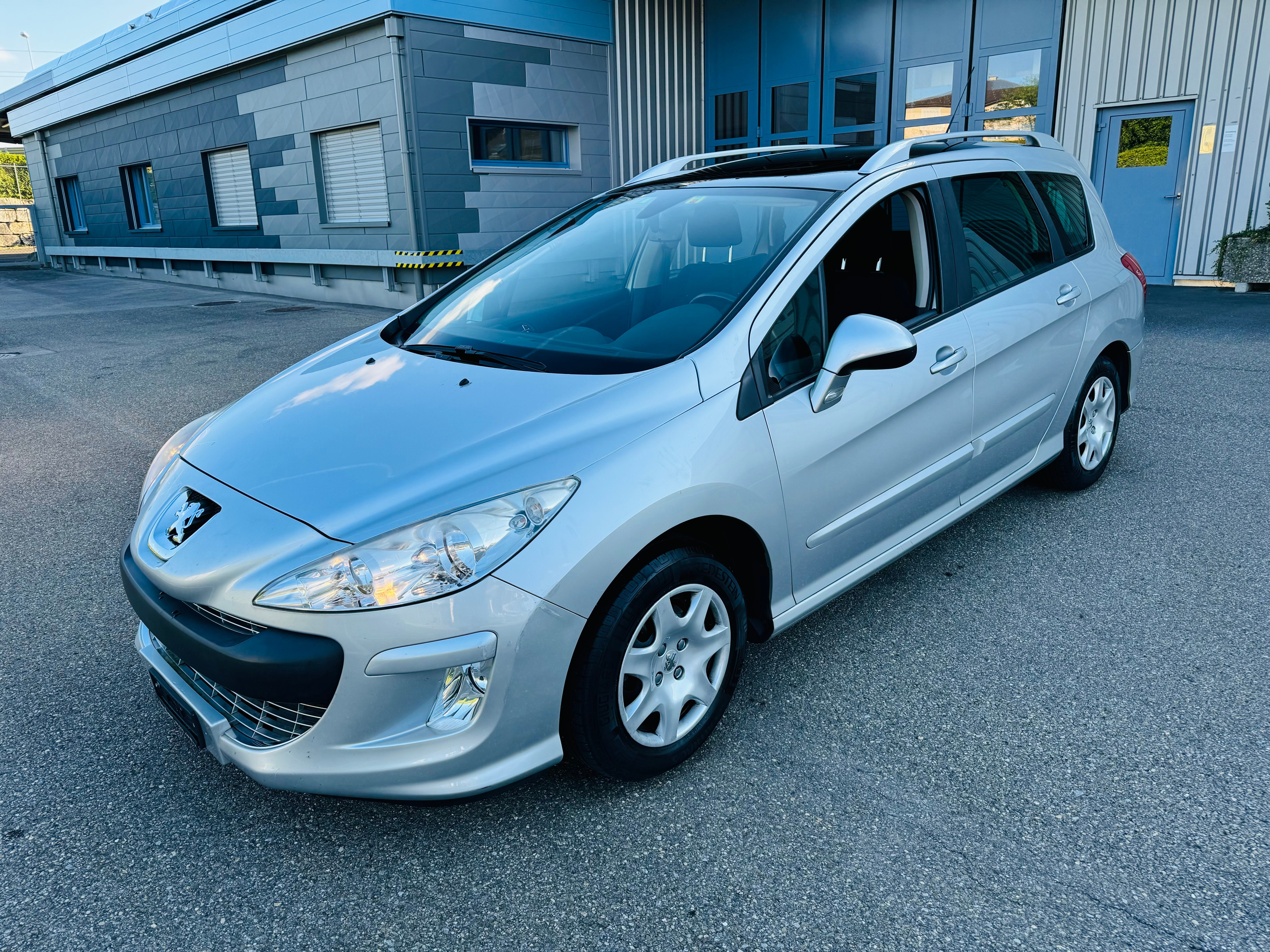 PEUGEOT 308 SW 1.6 HDI Sport