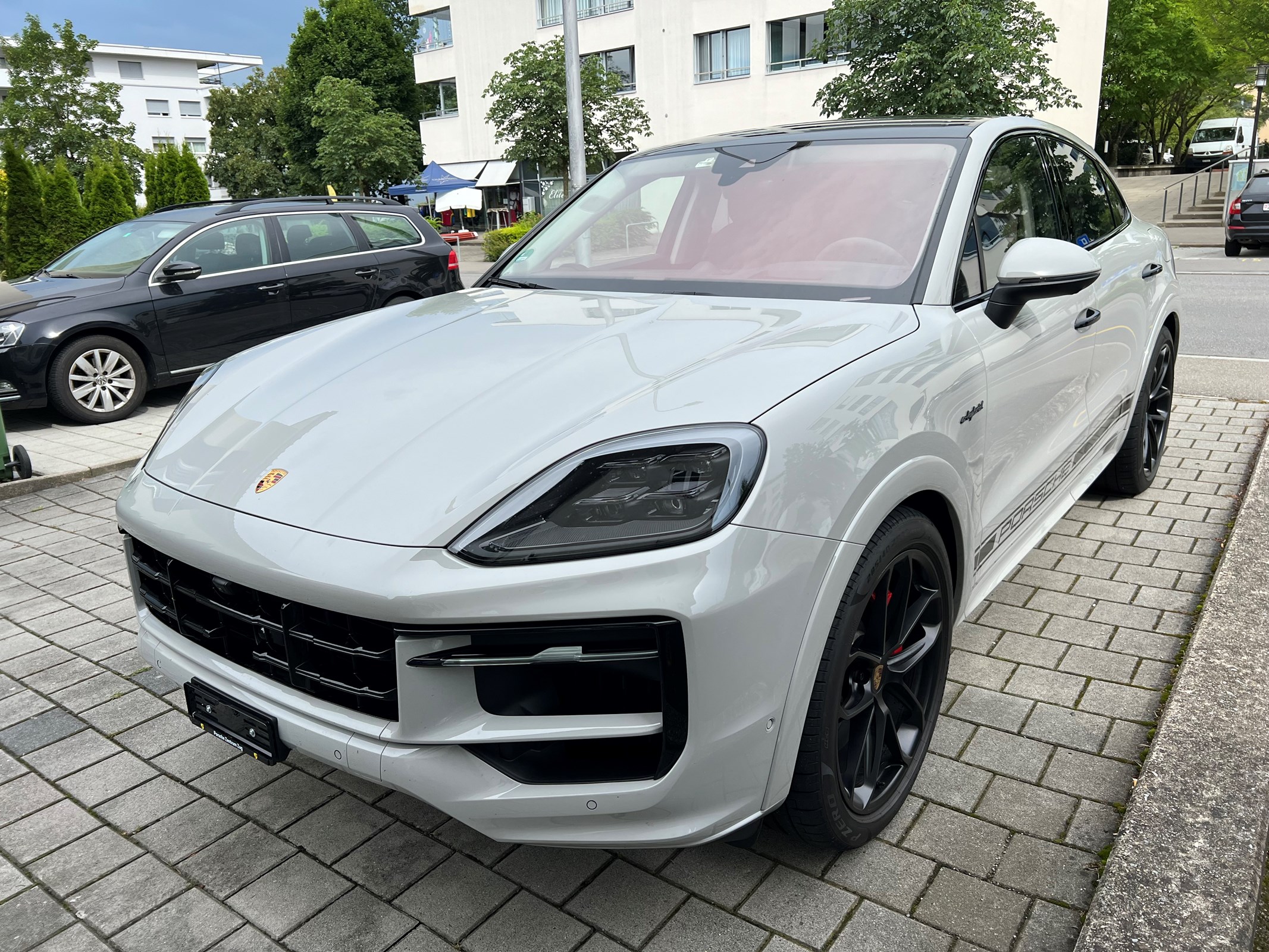 PORSCHE CAYENNE E-HYBRID S Coupé (PDCC, BURMESTER, Kreide, Sport-Design Paket, CH, 1Hd.)