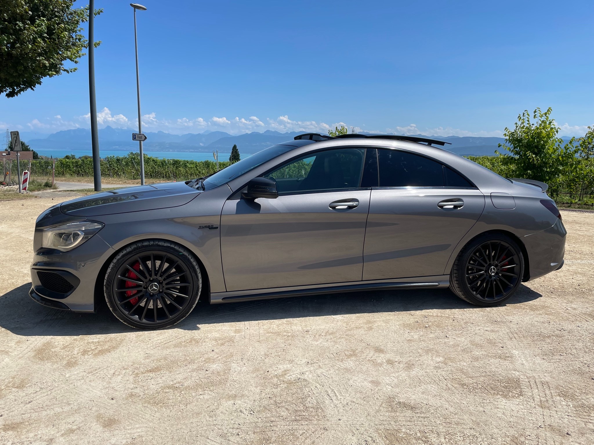 MERCEDES-BENZ CLA 45 AMG 4Matic Speedshift