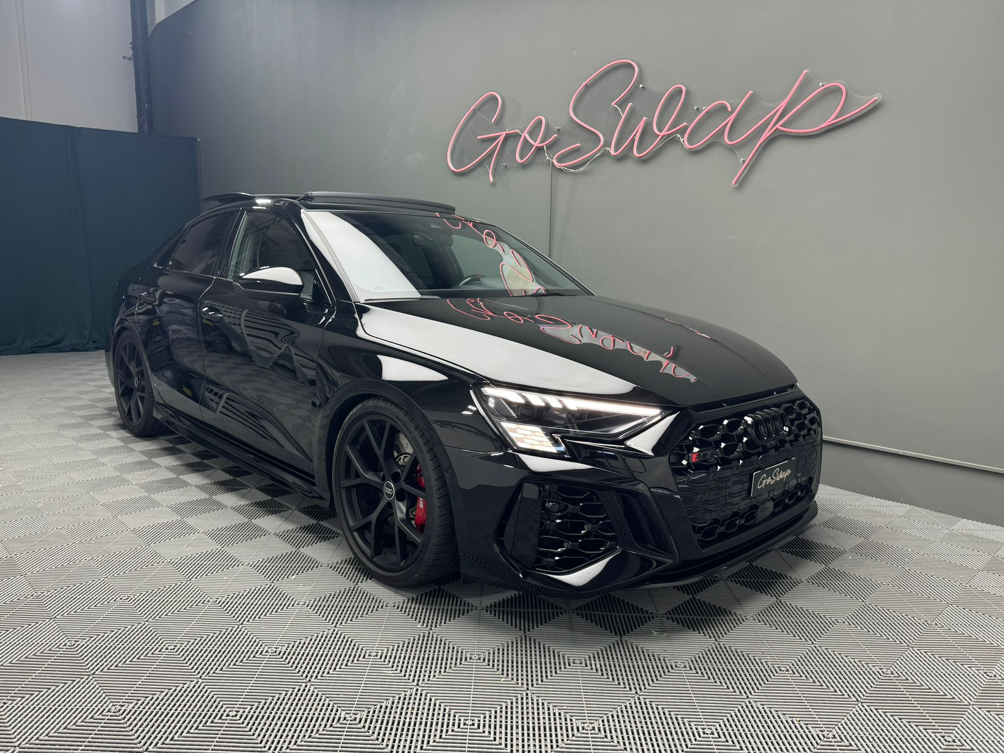 AUDI RS3 Limousine 2.5 TSI quattro S-tronic Toit Ouvrant