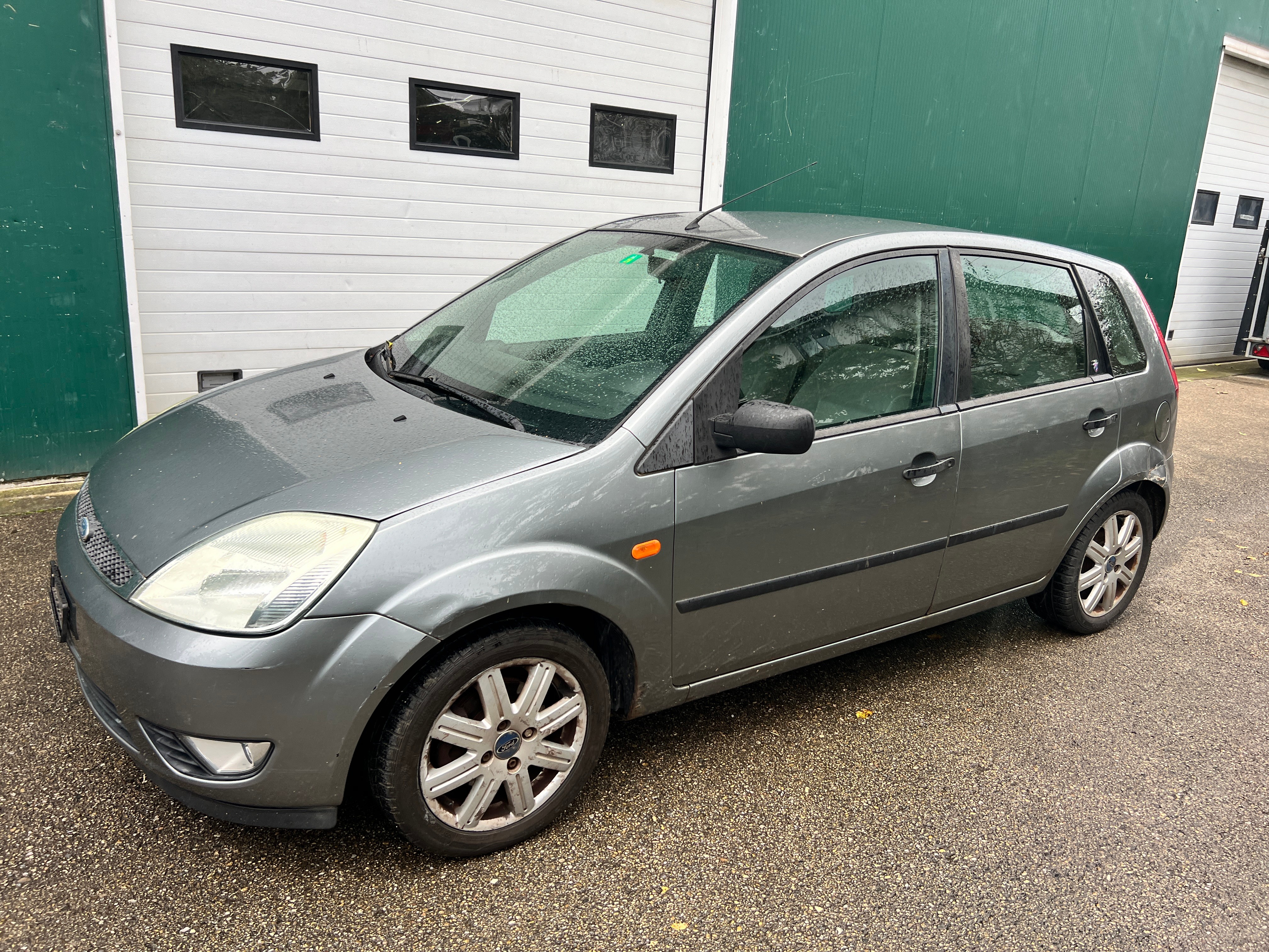 FORD Fiesta 1.6 16V Ghia