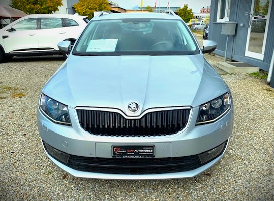 SKODA Octavia Combi 2.0 TDI 150 Elegance DSG