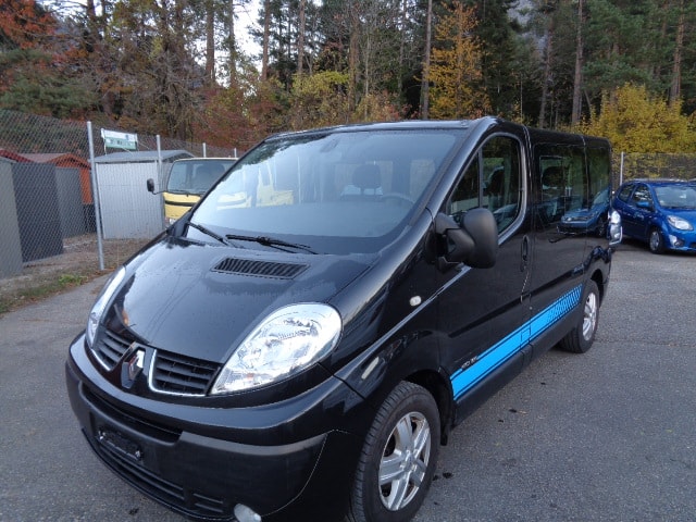 RENAULT Trafic 2.5dCi L1H1 Passenger Expression