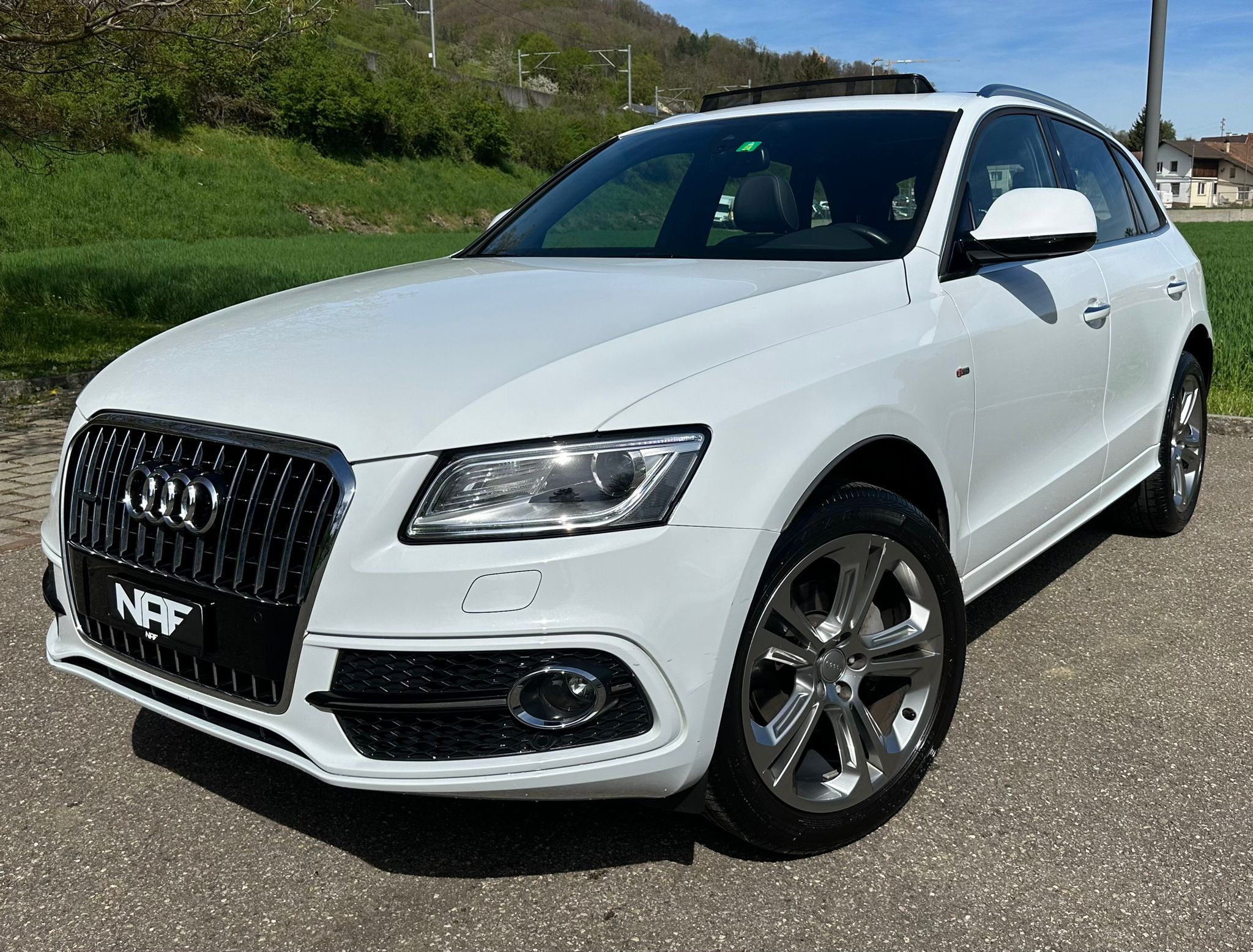 AUDI Q5 2.0 TDI *S Line* quattro S-tronic