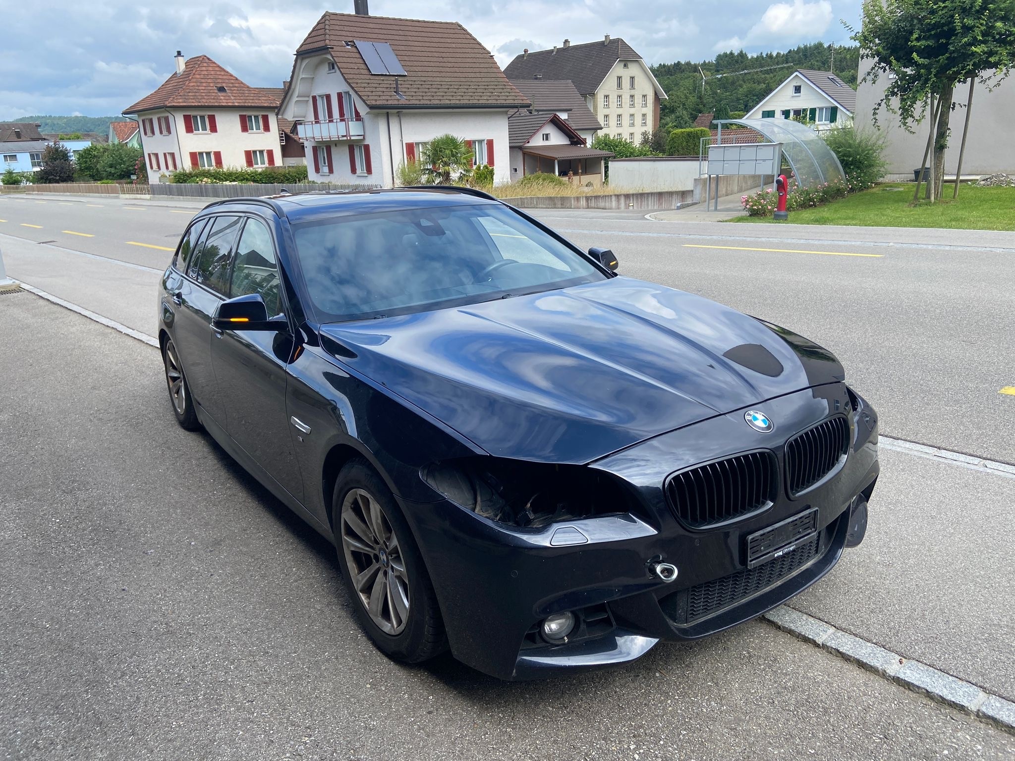 BMW 530d Touring xDrive Modern Line Steptronic