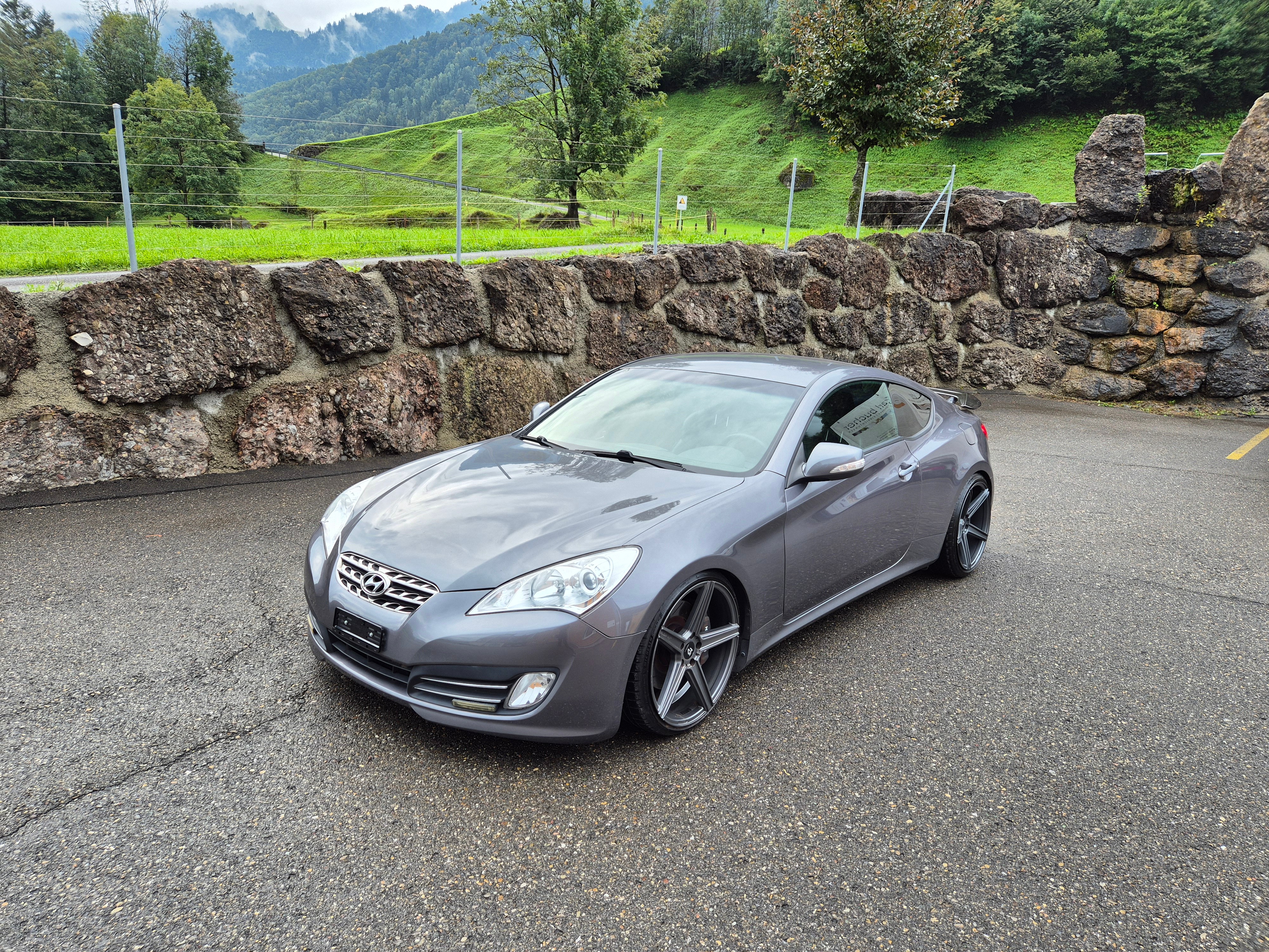 HYUNDAI Genesis 3.8 V6