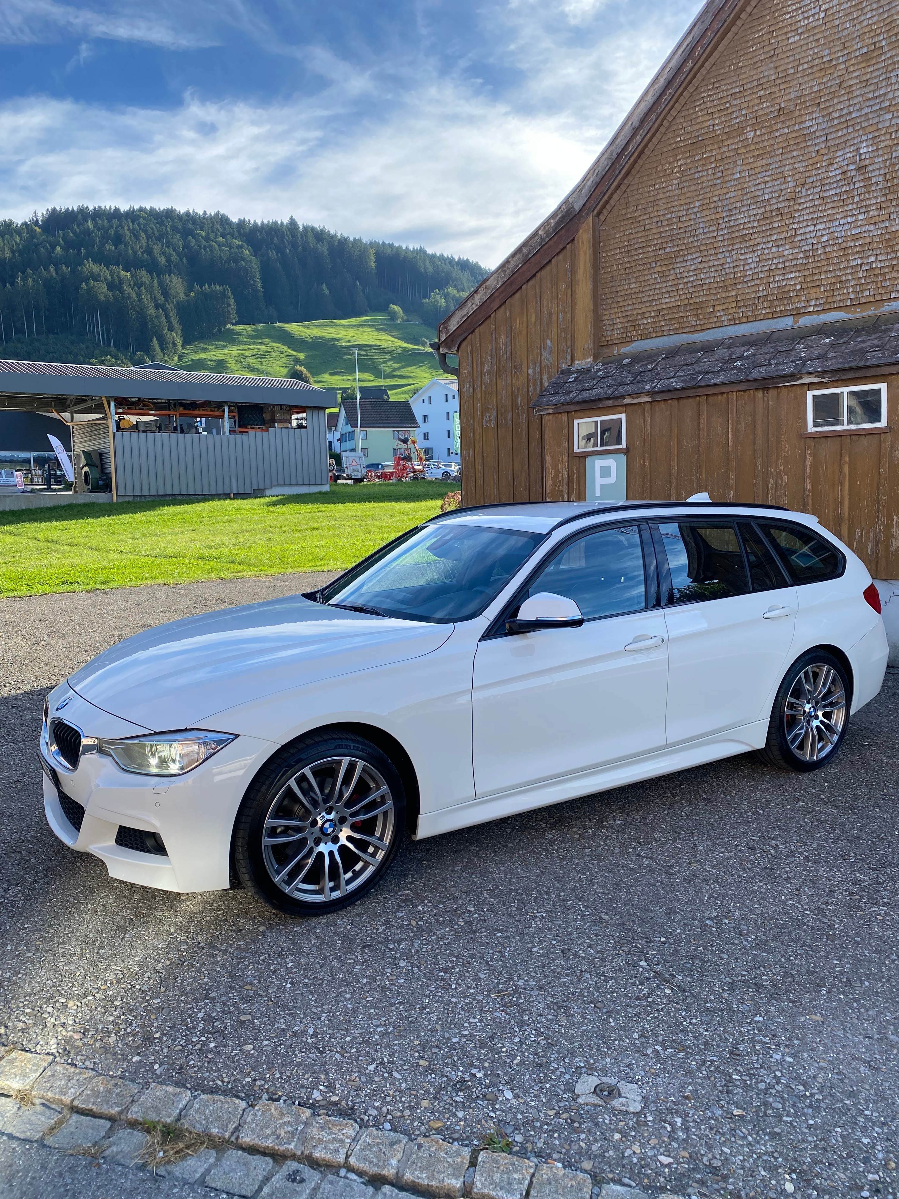 BMW 320d xDrive Touring Sport Line Steptronic