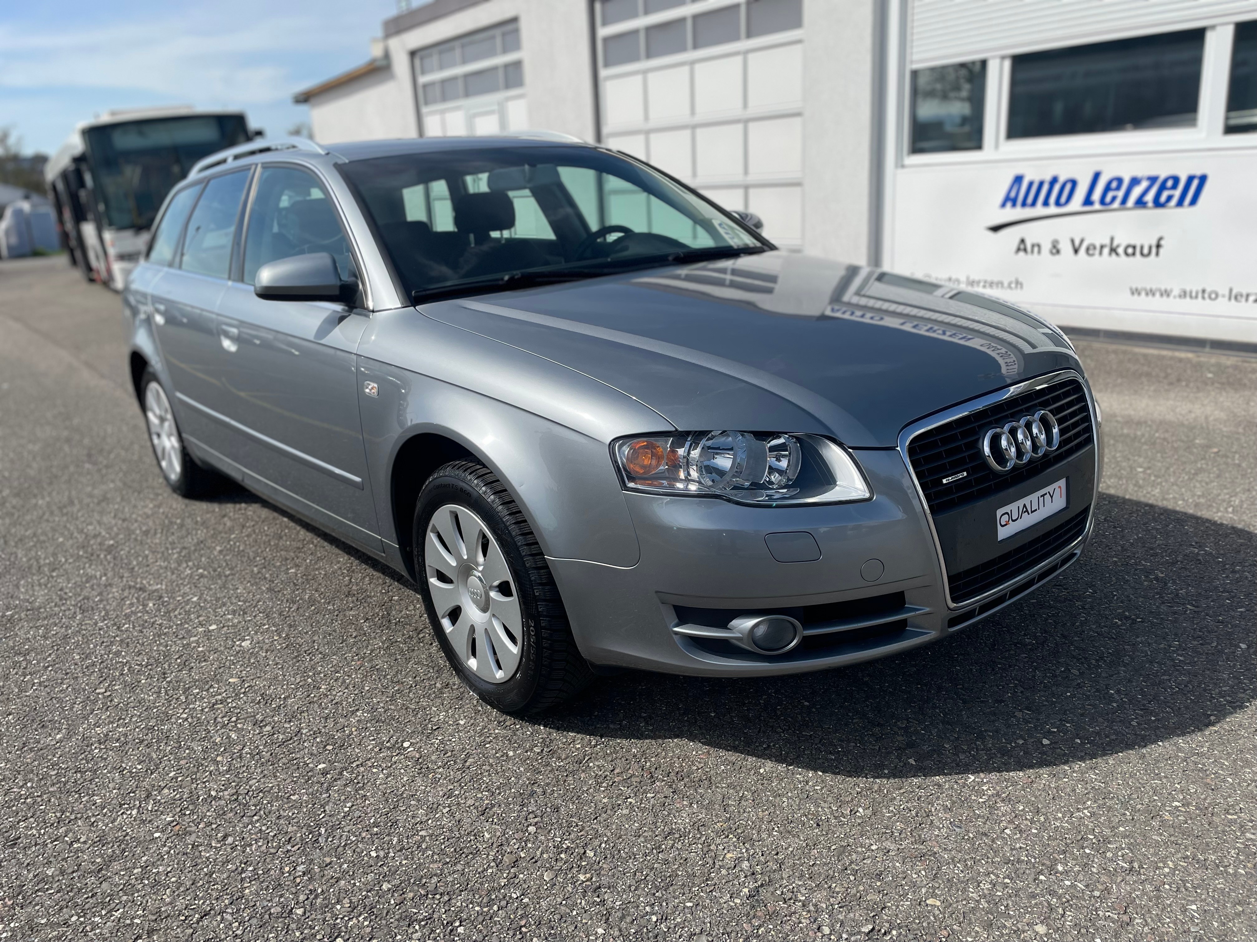 AUDI A4 Avant 2.0 Turbo FSI quattro