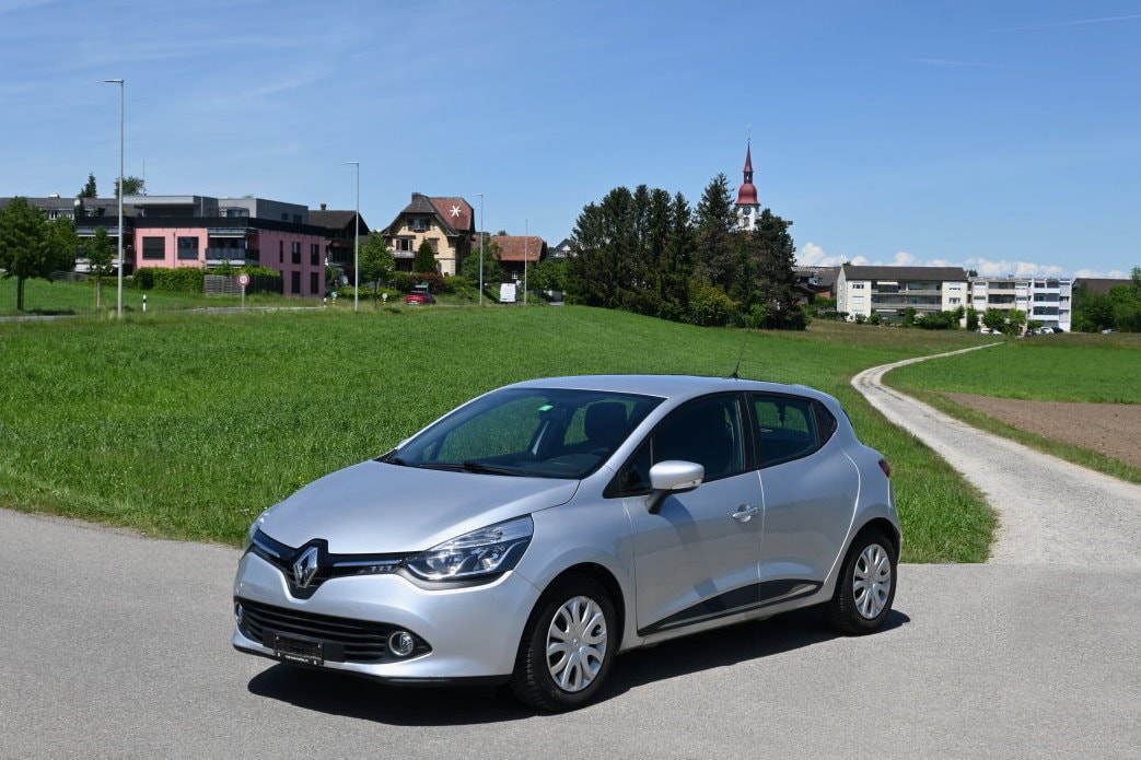 RENAULT Clio 0.9 12V Expression