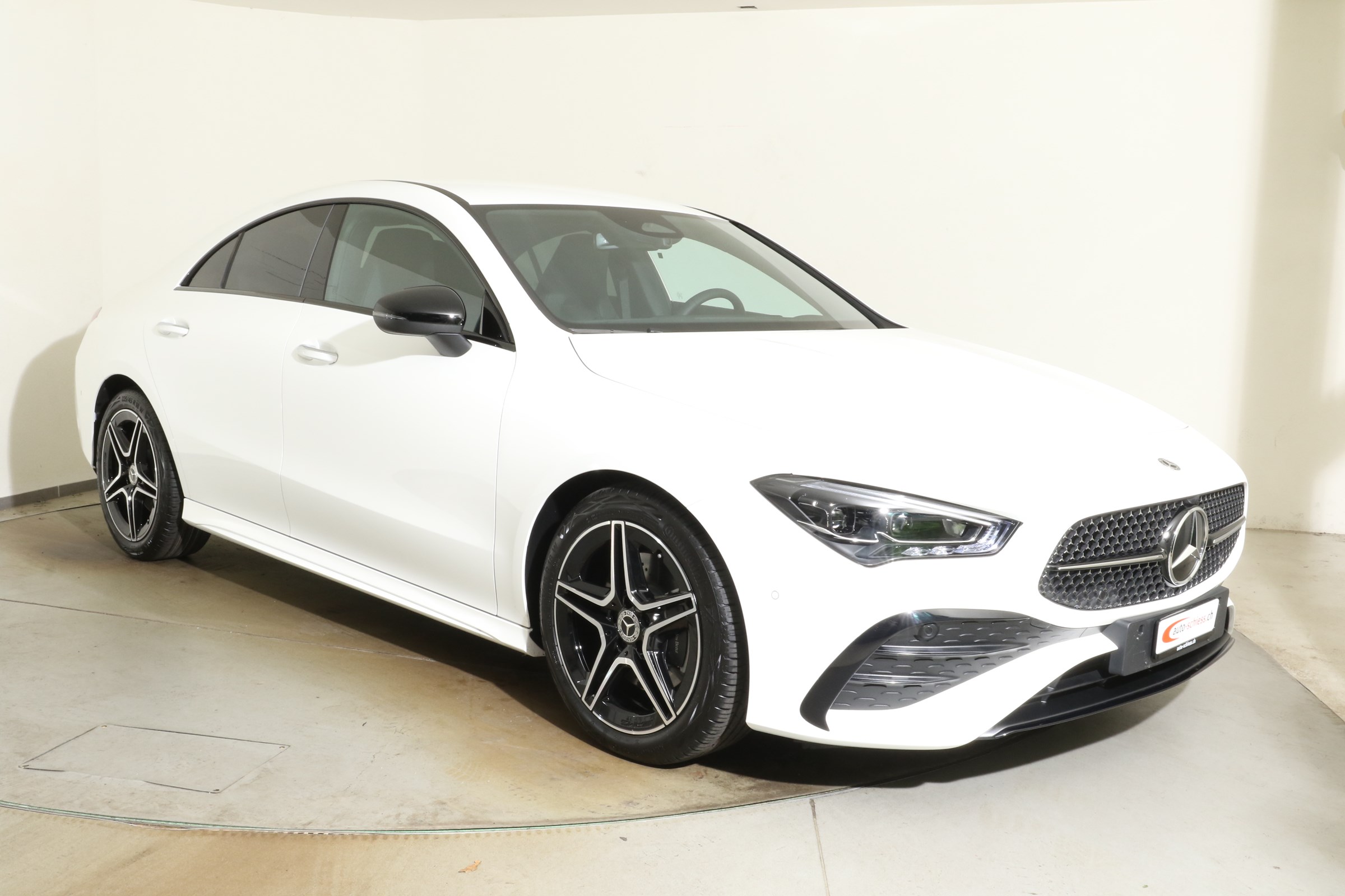 MERCEDES-BENZ CLA 200 AMG Line 7G-DCT Night