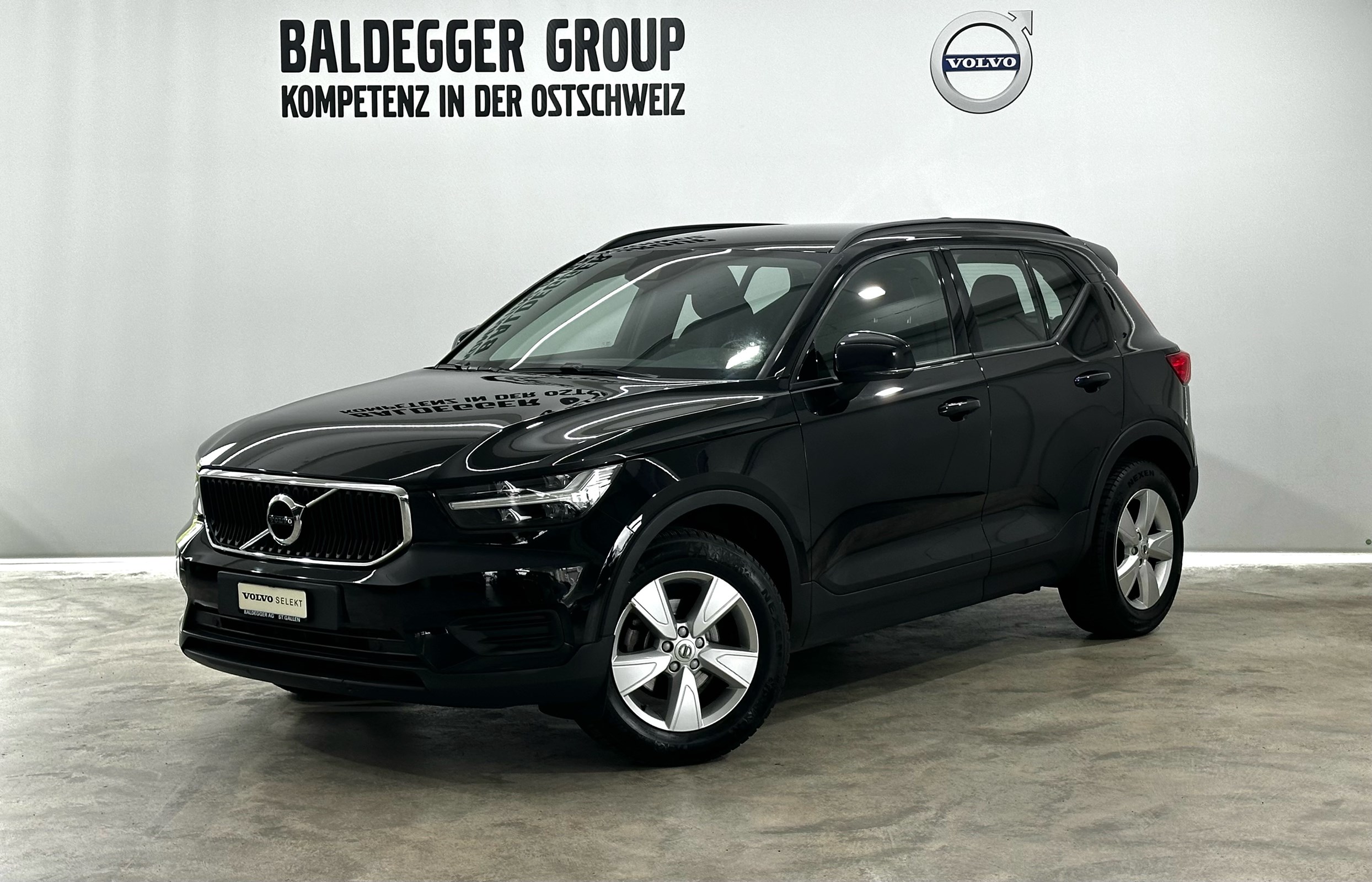 VOLVO XC40 1.5 T3 Momentum Light