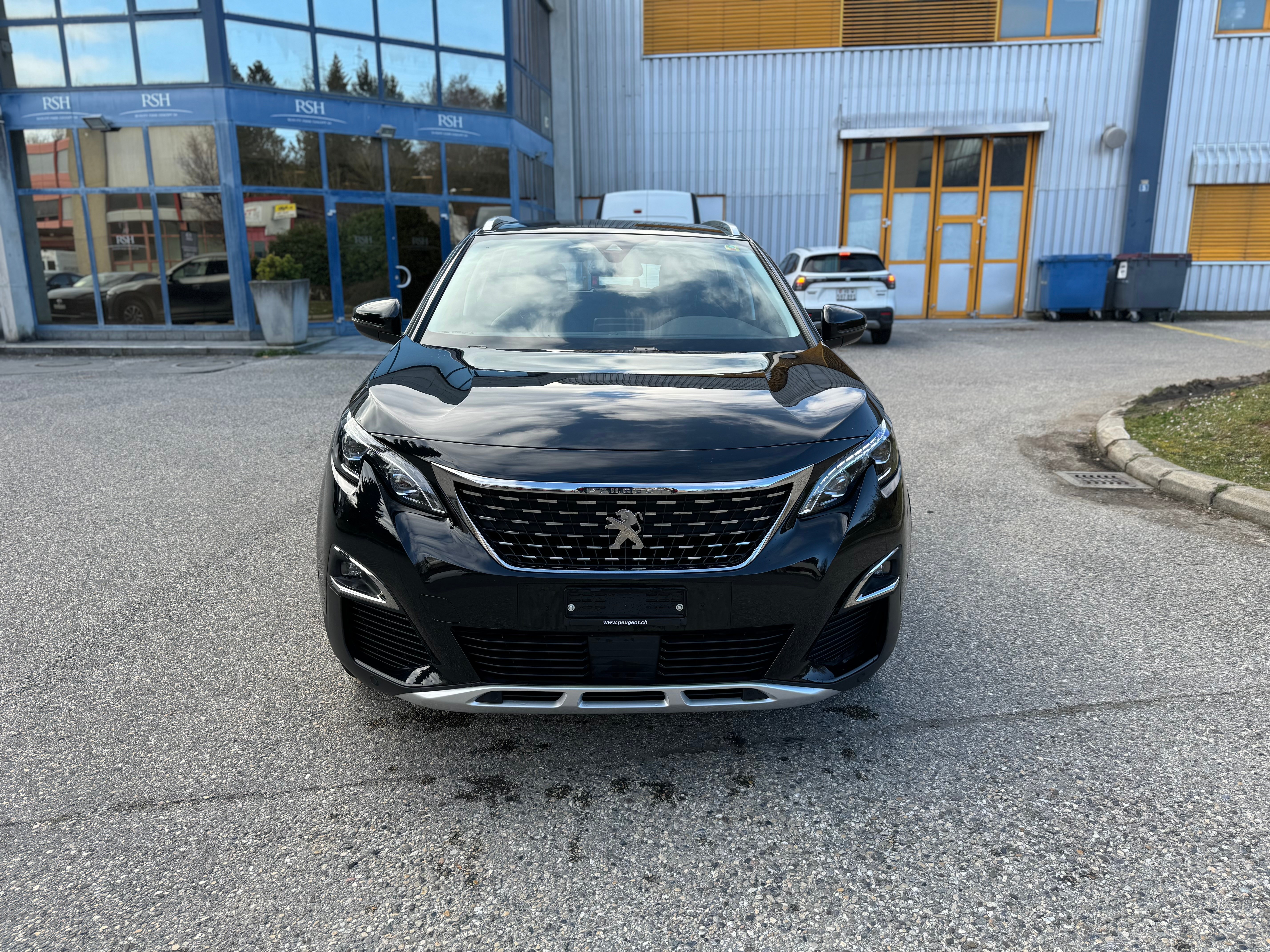 PEUGEOT 3008 1.5 BlueHDi Allure EAT