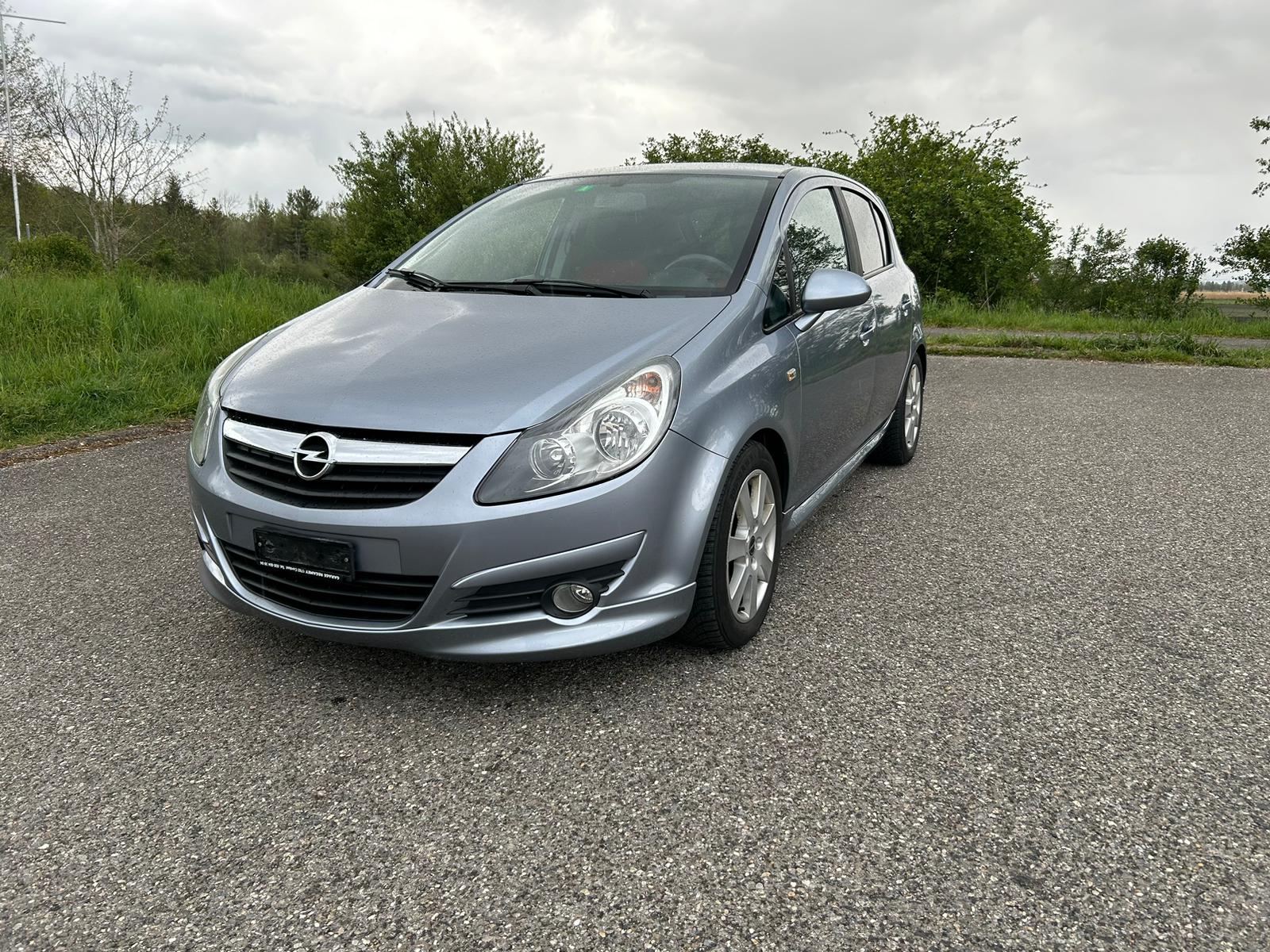 OPEL Corsa 1.6 Turbo GSi