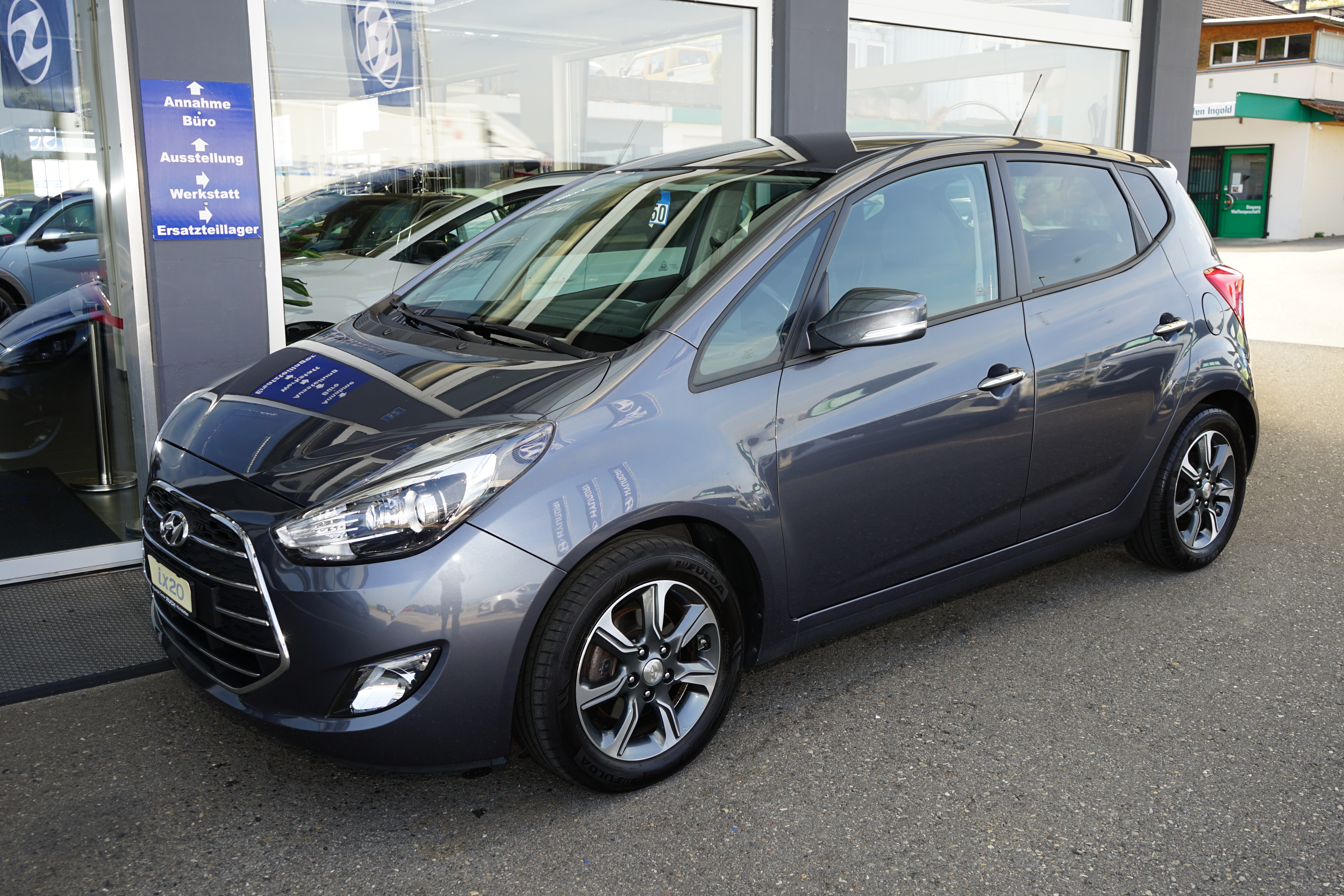 HYUNDAI iX20 1.6 Amplia Automatic