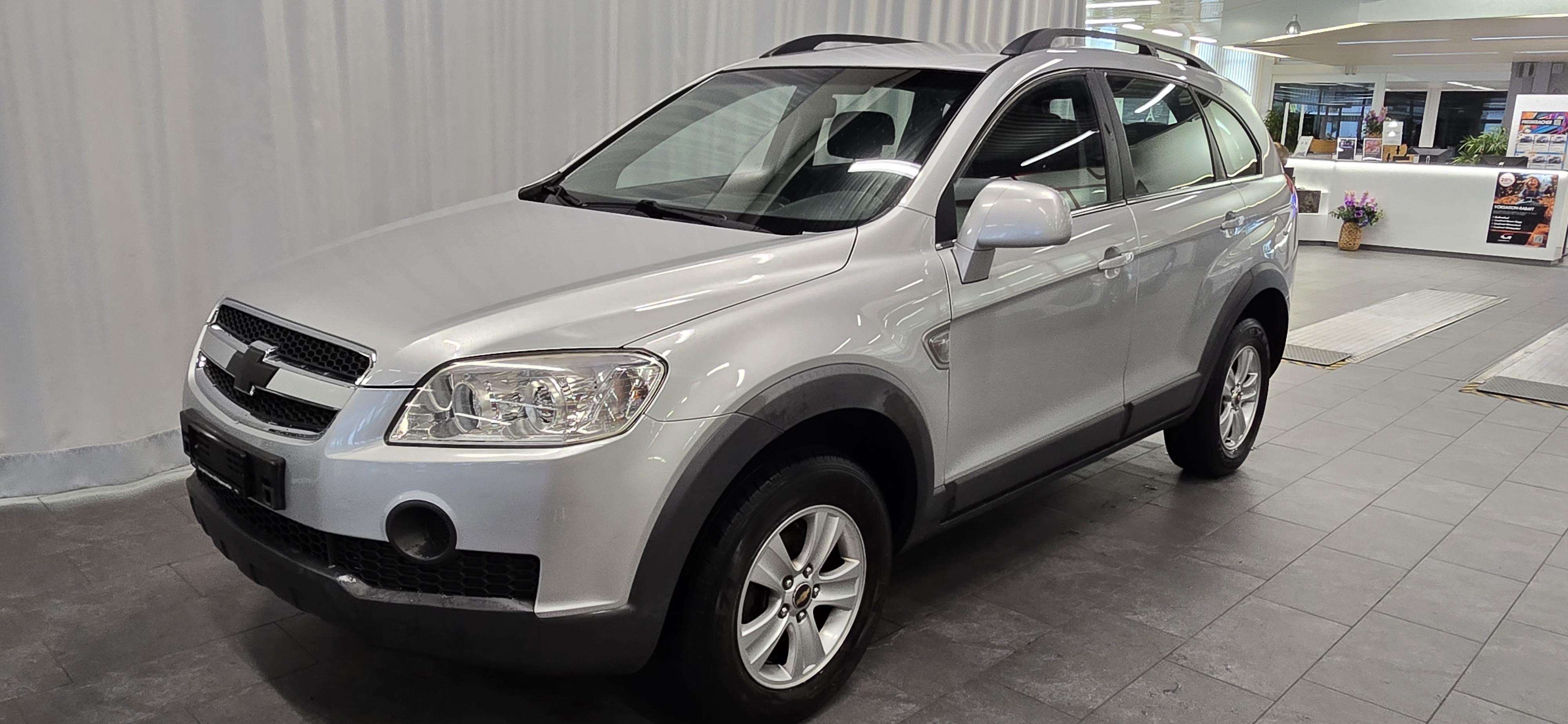 CHEVROLET Captiva 2.4 MPV 2WD