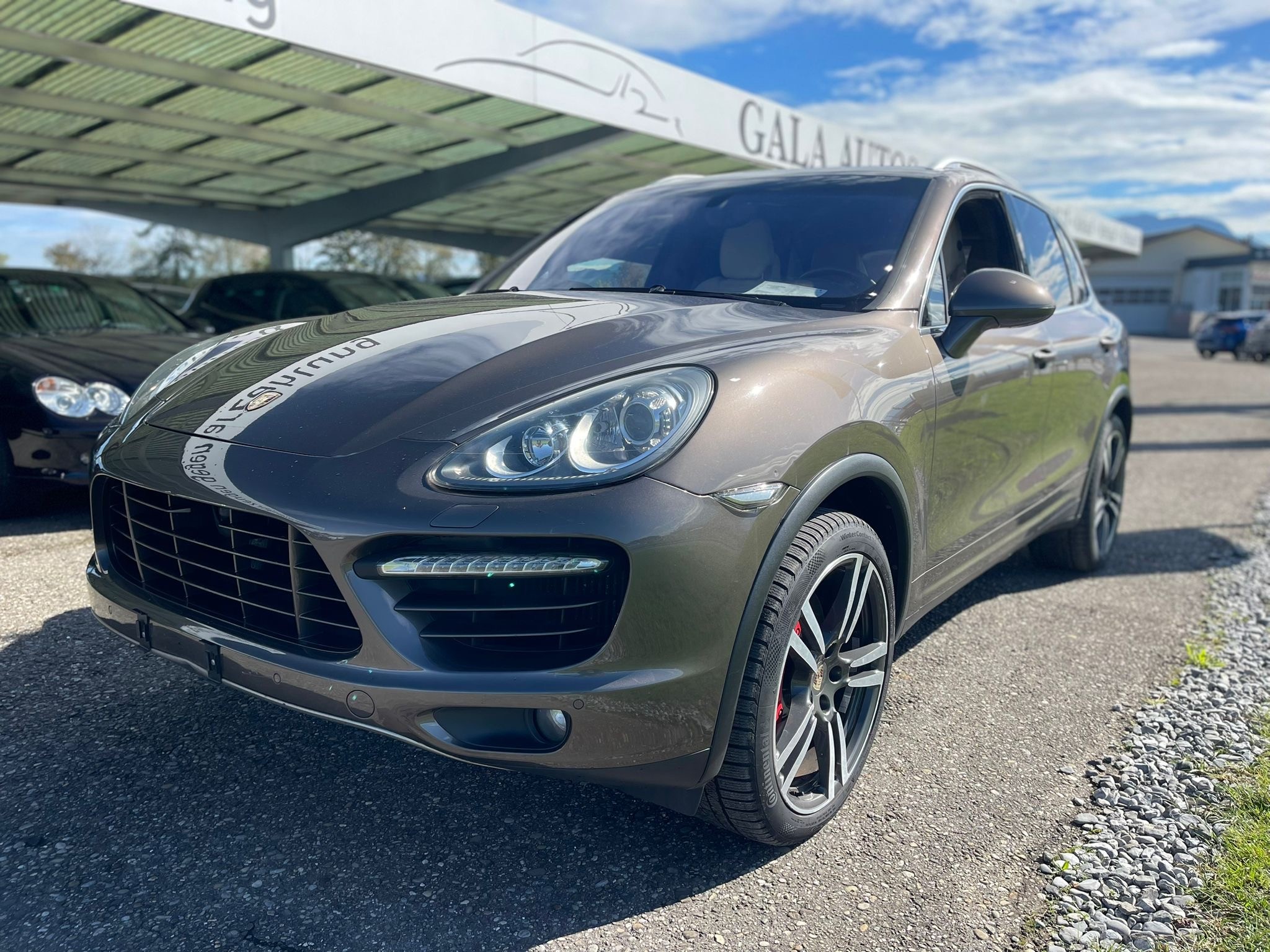 PORSCHE Cayenne Turbo