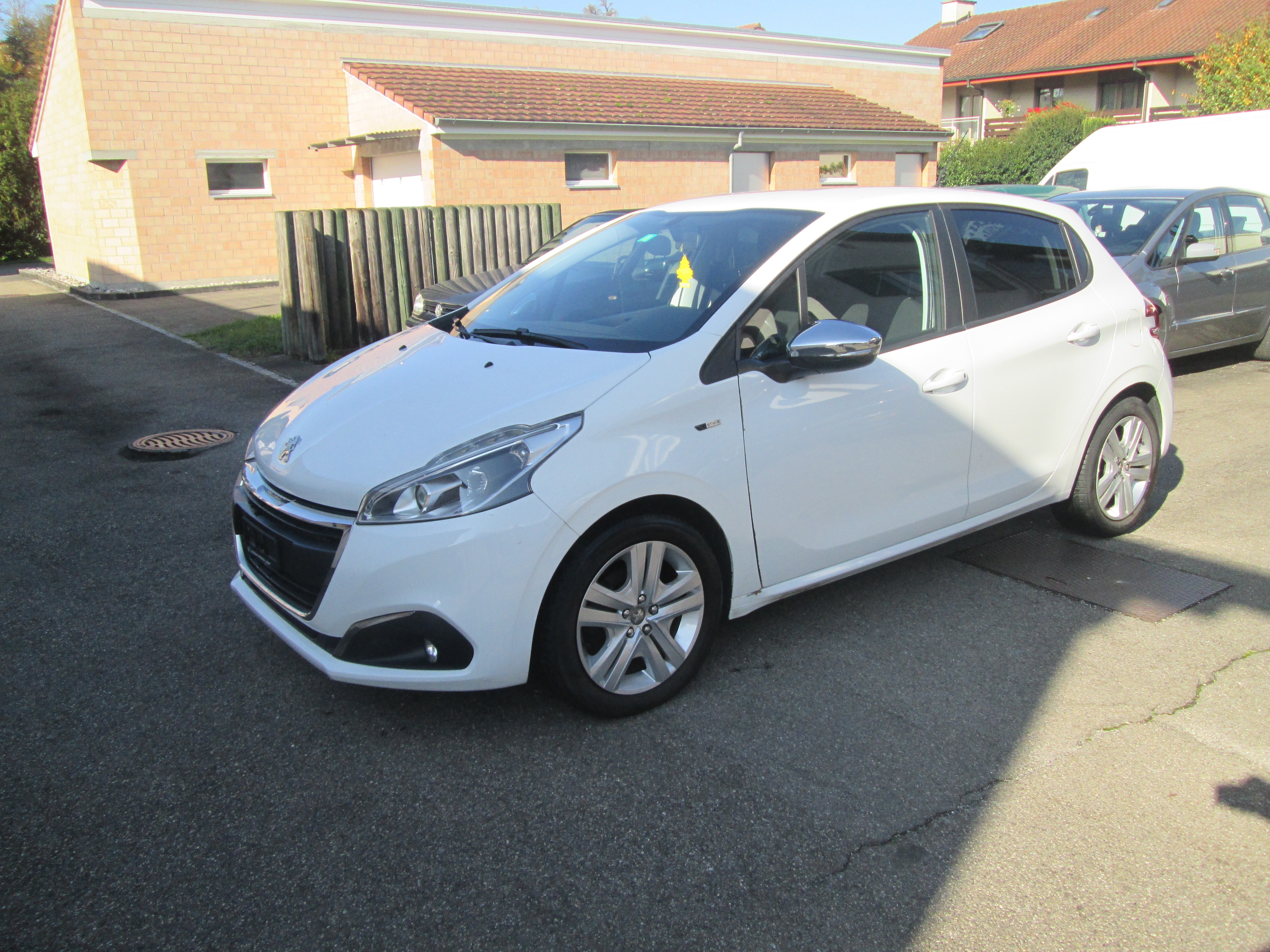 PEUGEOT 208 1.2 PureTech Access