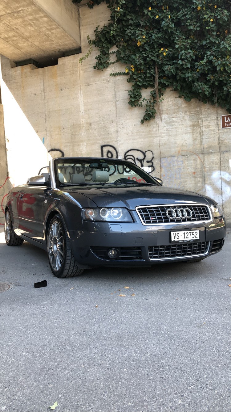 AUDI S4 Cabriolet 4.2 V8 quattro