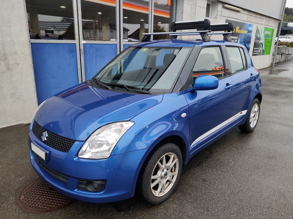 SUZUKI Swift 1.3i 16V GL Top Piz Sulai LE 4x4