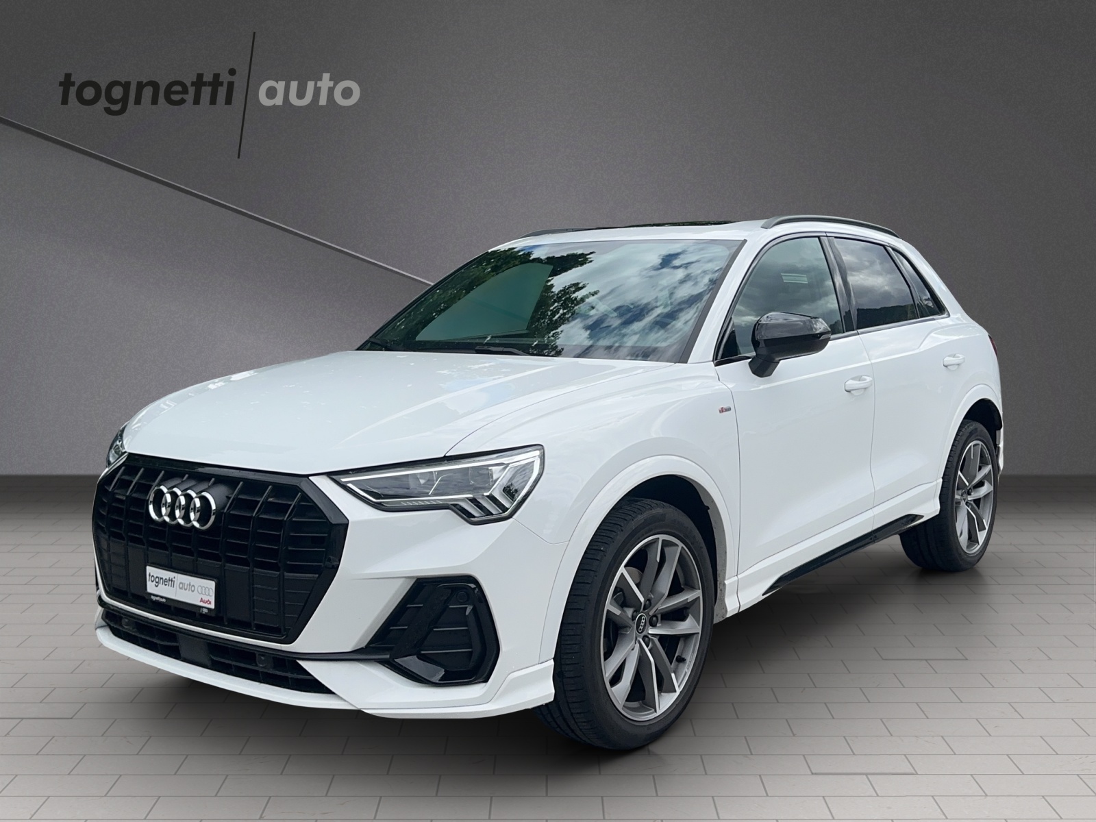 AUDI Q3 35 TDI S line Attraction quattro S-tronic