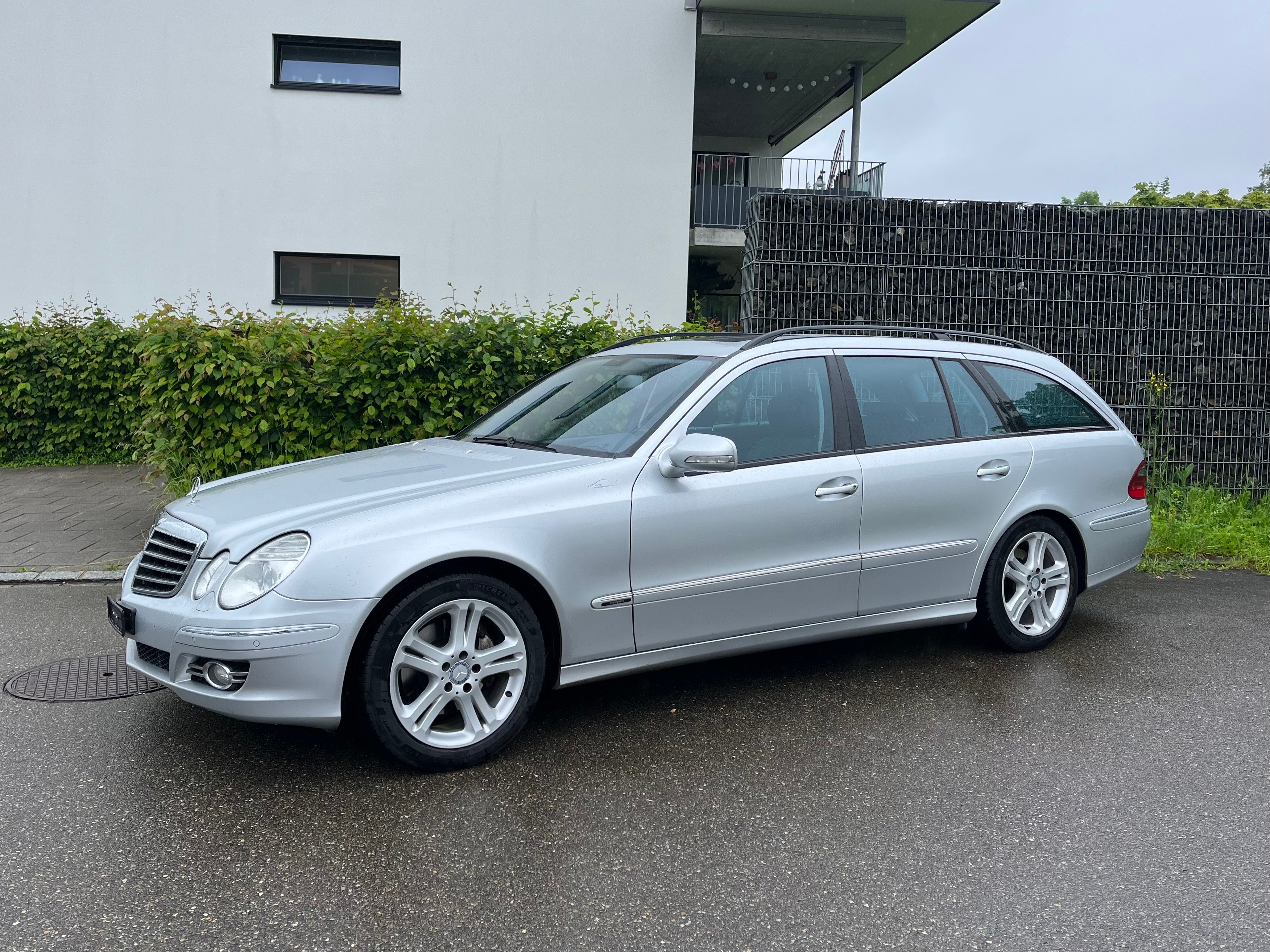 MERCEDES-BENZ E 280 Avantgarde *Top-Zustand*8-fach*Servicegepflegt*